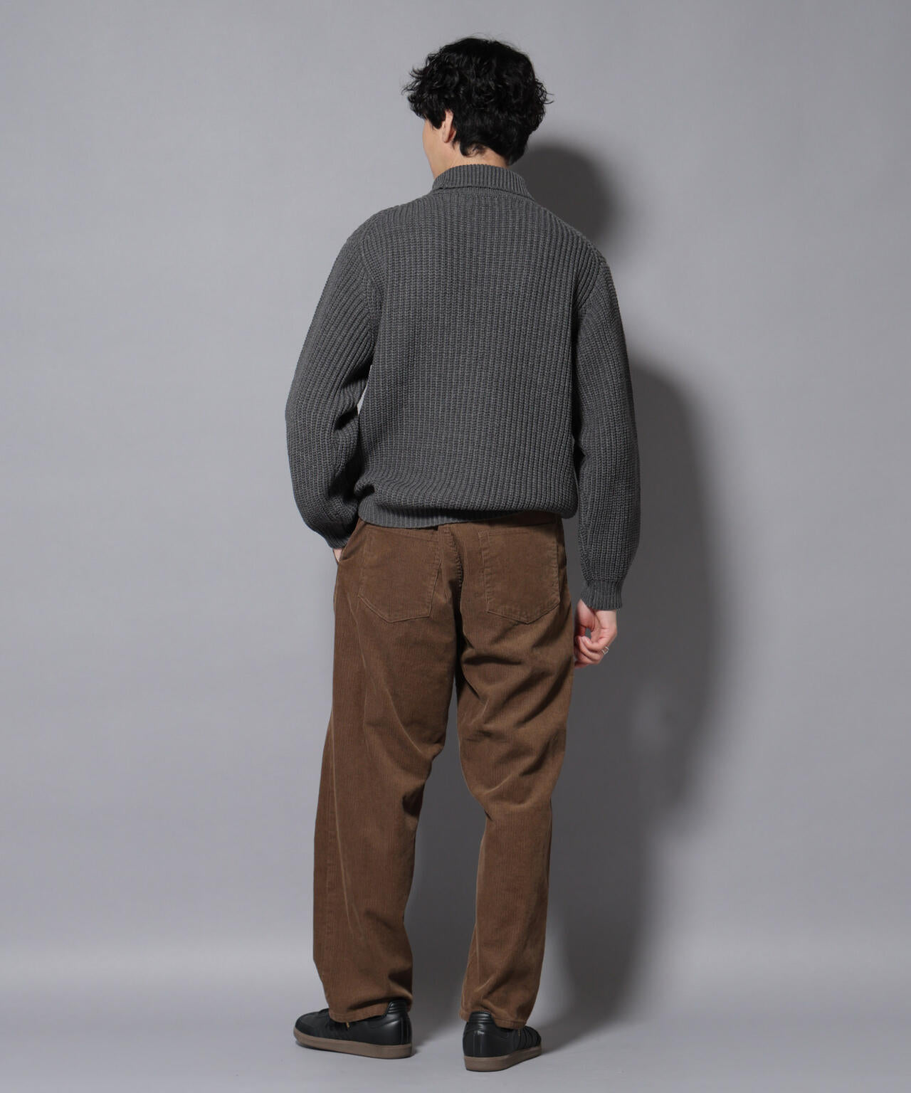 ローゲージタートルニット 6726122208