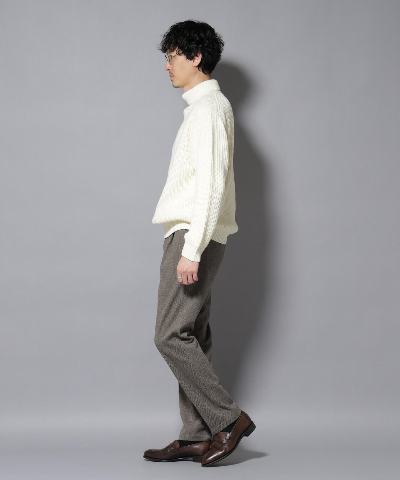 ローゲージタートルニット 6726122208