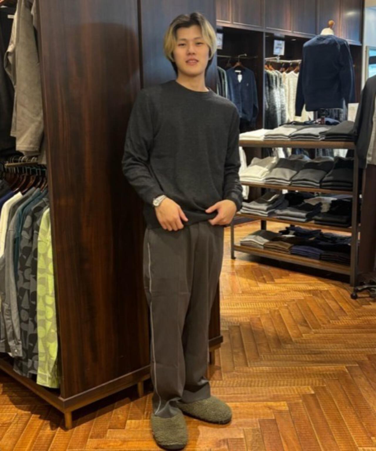 カシミヤミックスクルーネックニット 6726122212