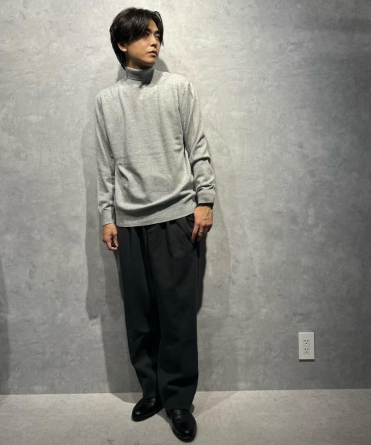 カシミヤミックスタートルネックニット 6726122213