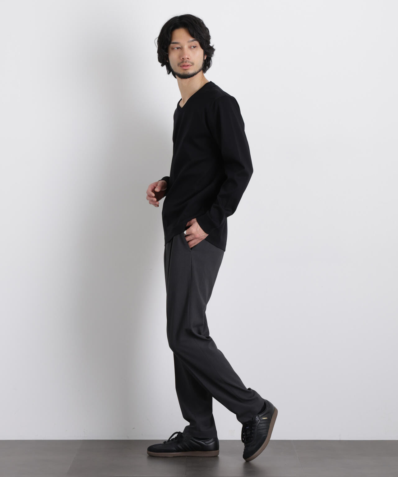 アンチスメルVネックTシャツ 長袖 6726123202