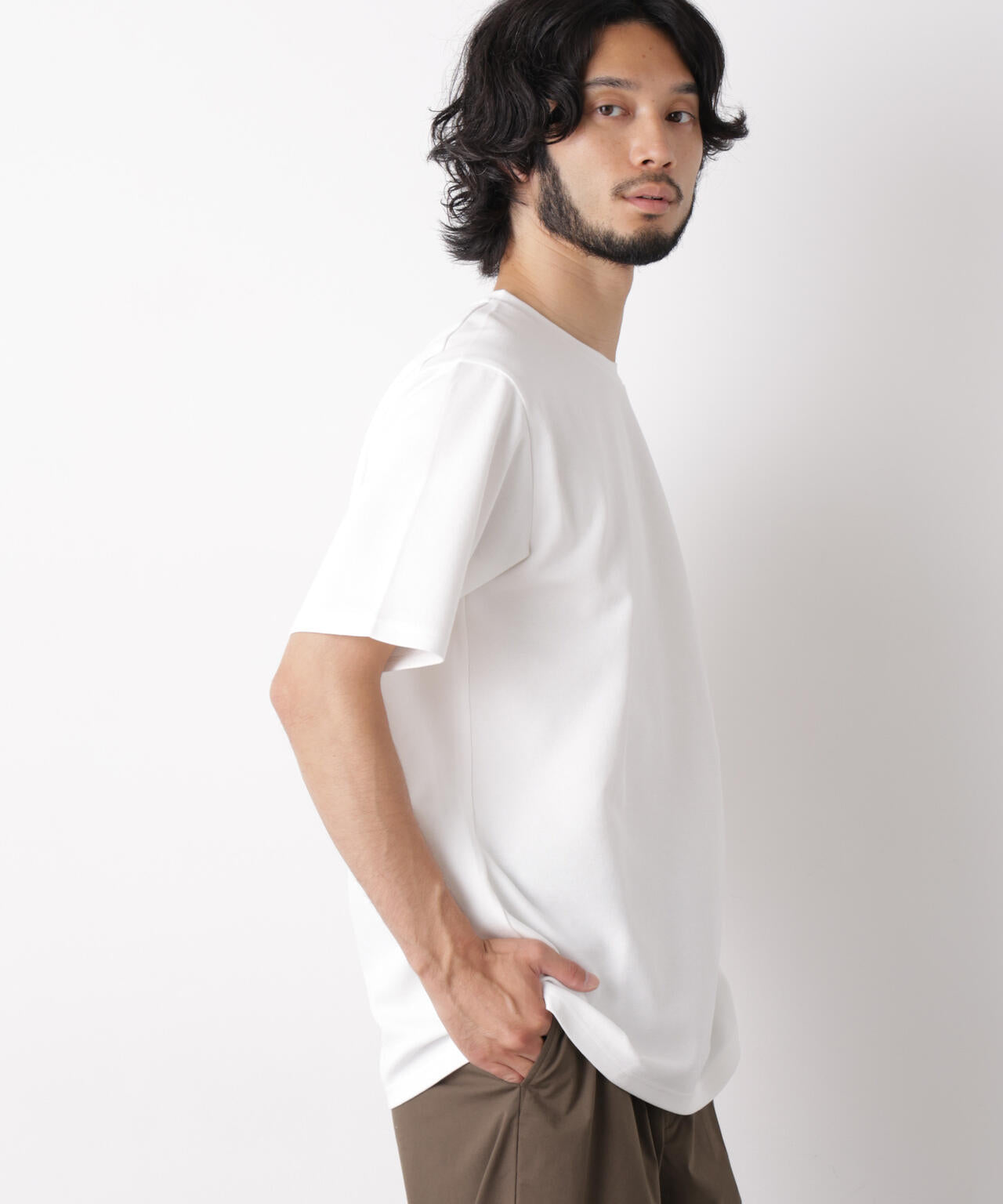 181cm　B:75 W:73 H:90 着用サイズ：L