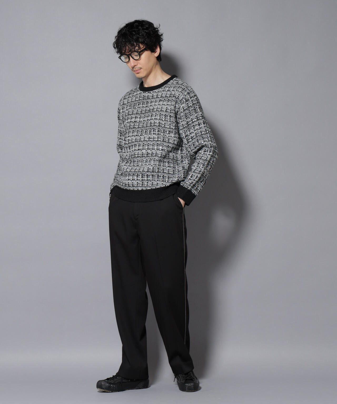 ウォーム側章ストレートスラックス 6726127201