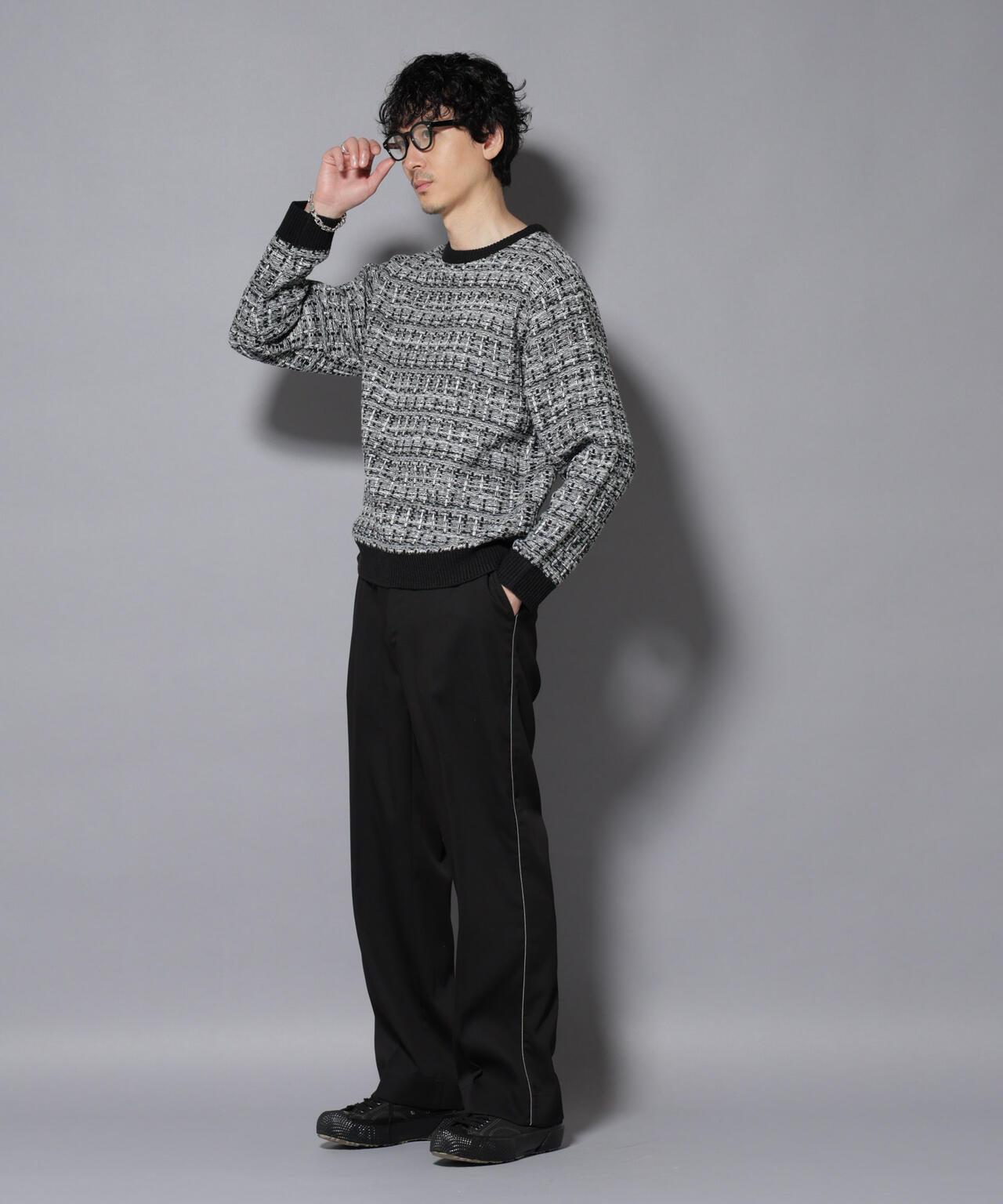 ウォーム側章ストレートスラックス 6726127201