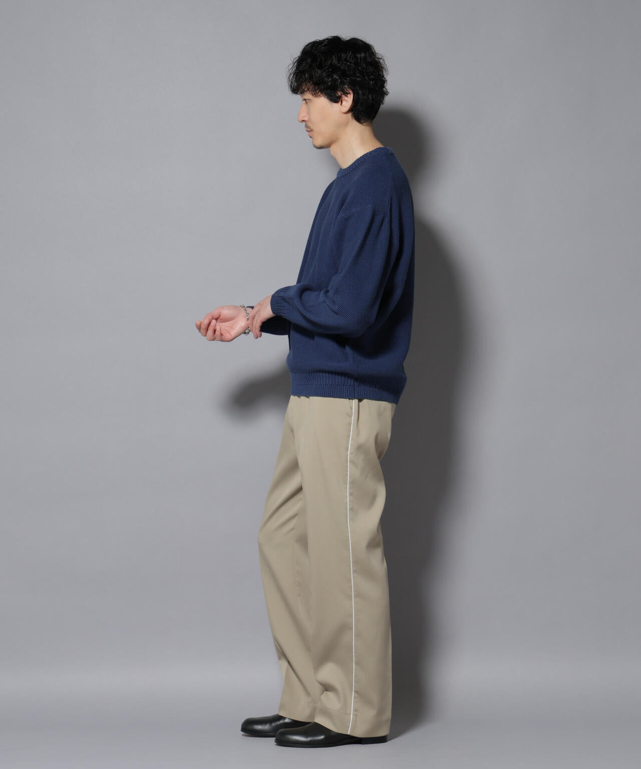 ウォーム側章ストレートスラックス 6726127201