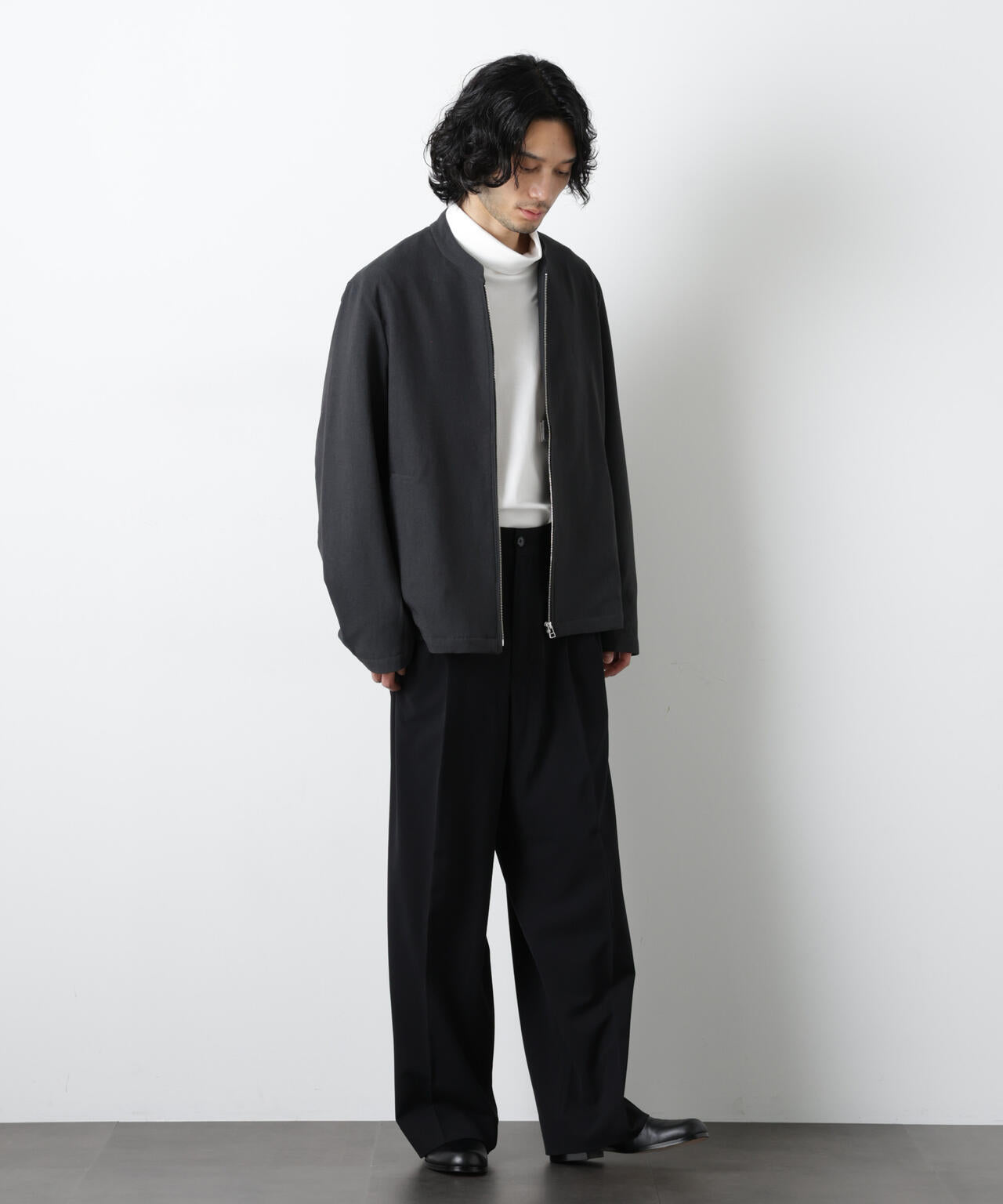 UNCONSTRUCTED JACKET　25SS 　セットアップ　スラックス ALWAYS EASY ワイドスラックス（セットアップ可）