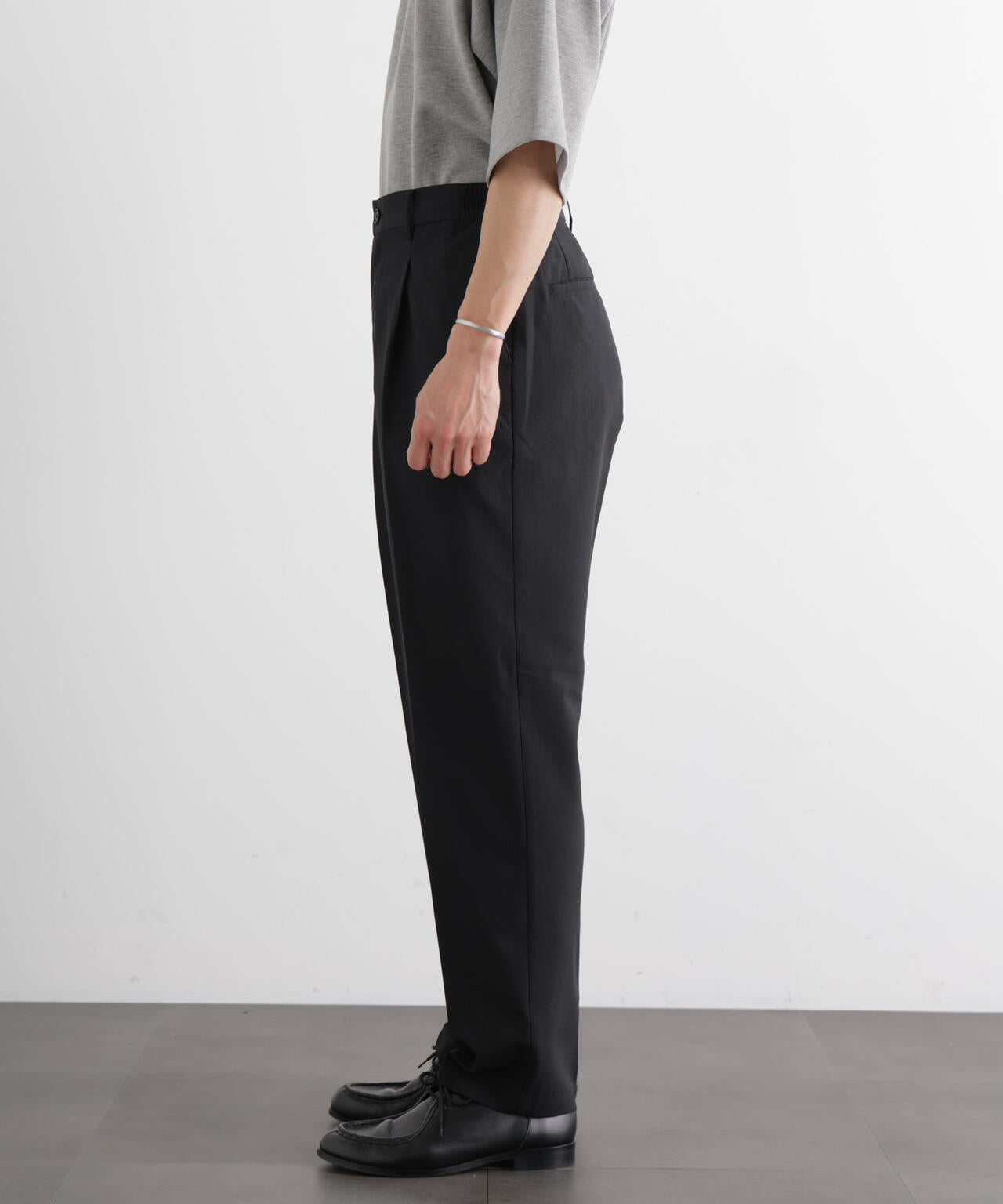 セオアルファ スラックス（セットアップ可） 6726127211