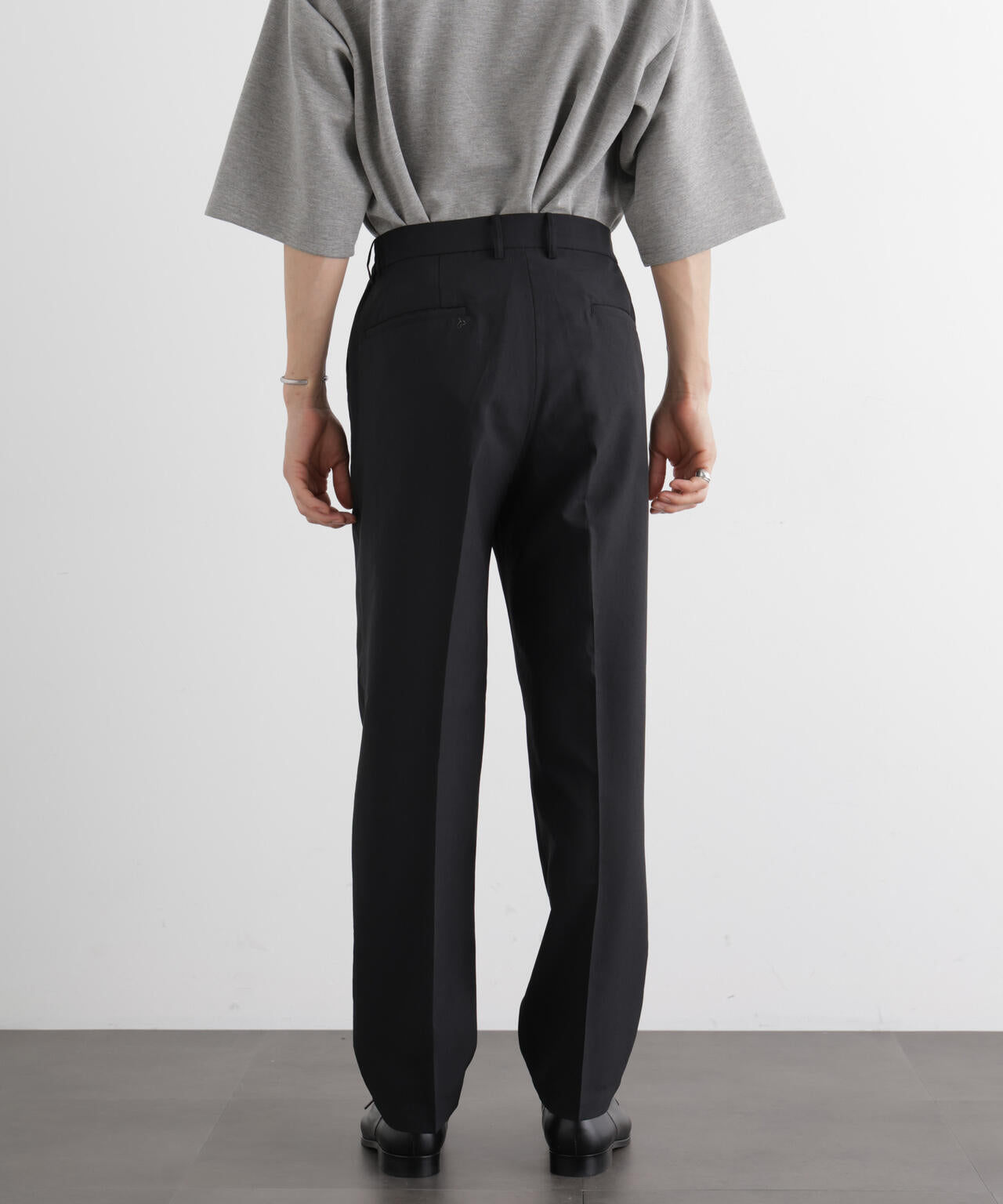 セオアルファ スラックス（セットアップ可） 6726127211