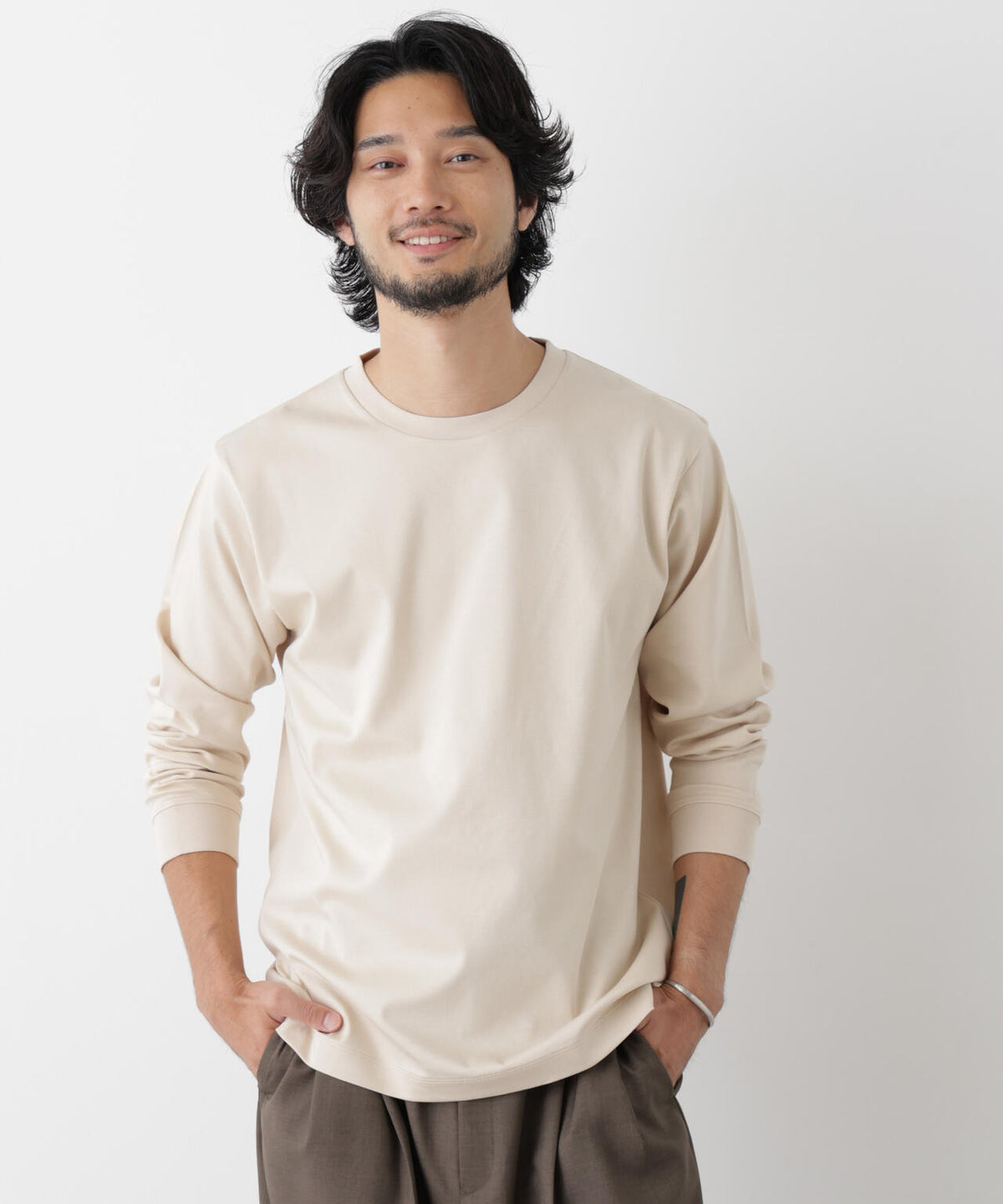 181cm　B:75 W:73 H:90 着用サイズ：L