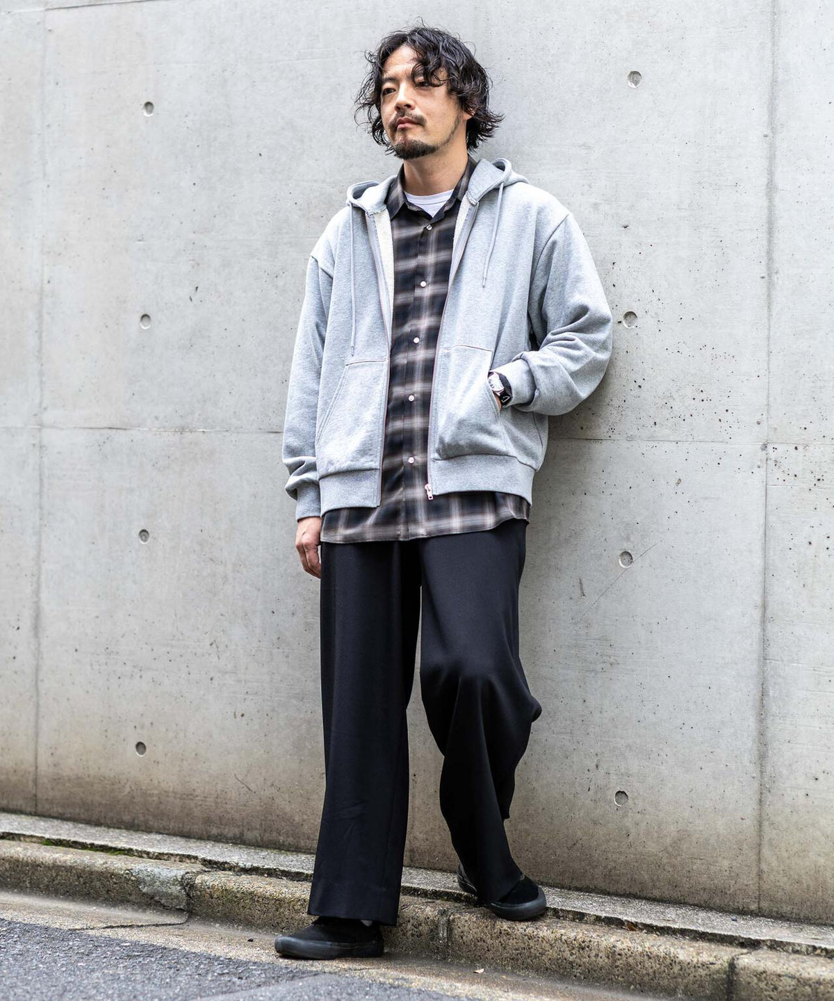 WEB限定/ワイドフィットスウェットZIPパーカー 6726223217