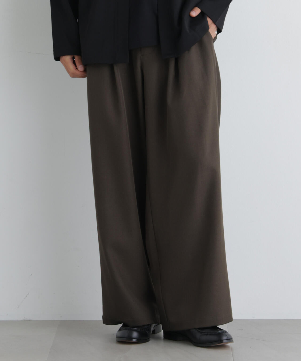 ポリエステルツイル ワイドパンツ