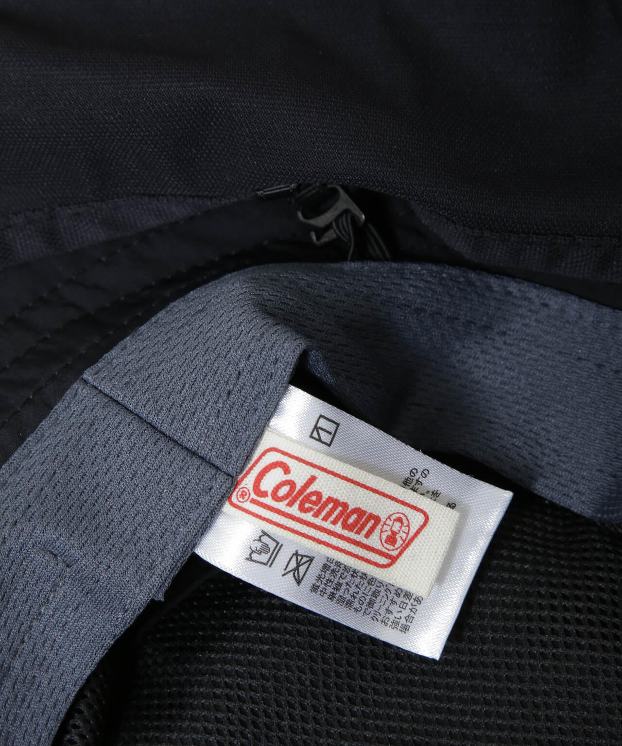 Coleman/タフタシェード付き アドベンチャーハット DARKROOM 6726239142