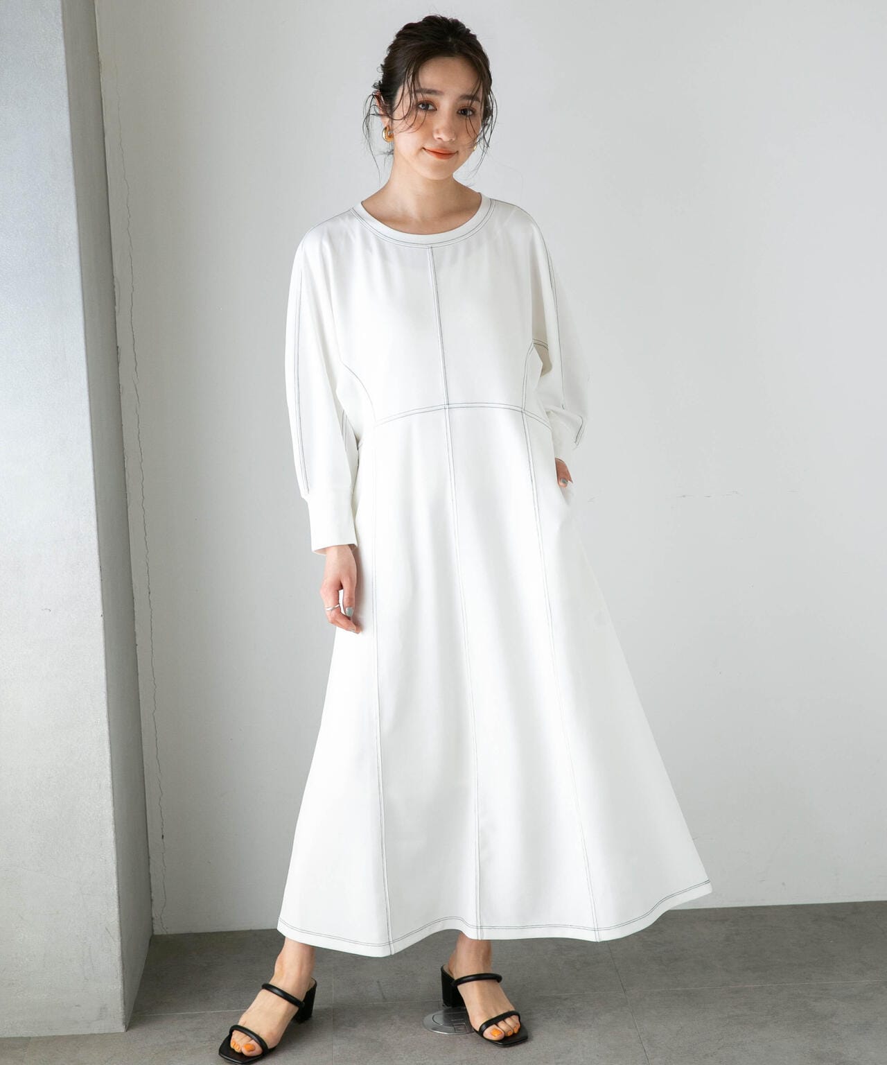 LB.04/WEB限定 配色ステッチ袖ボリュームワンピース【低身長サイズ有】 6733119318