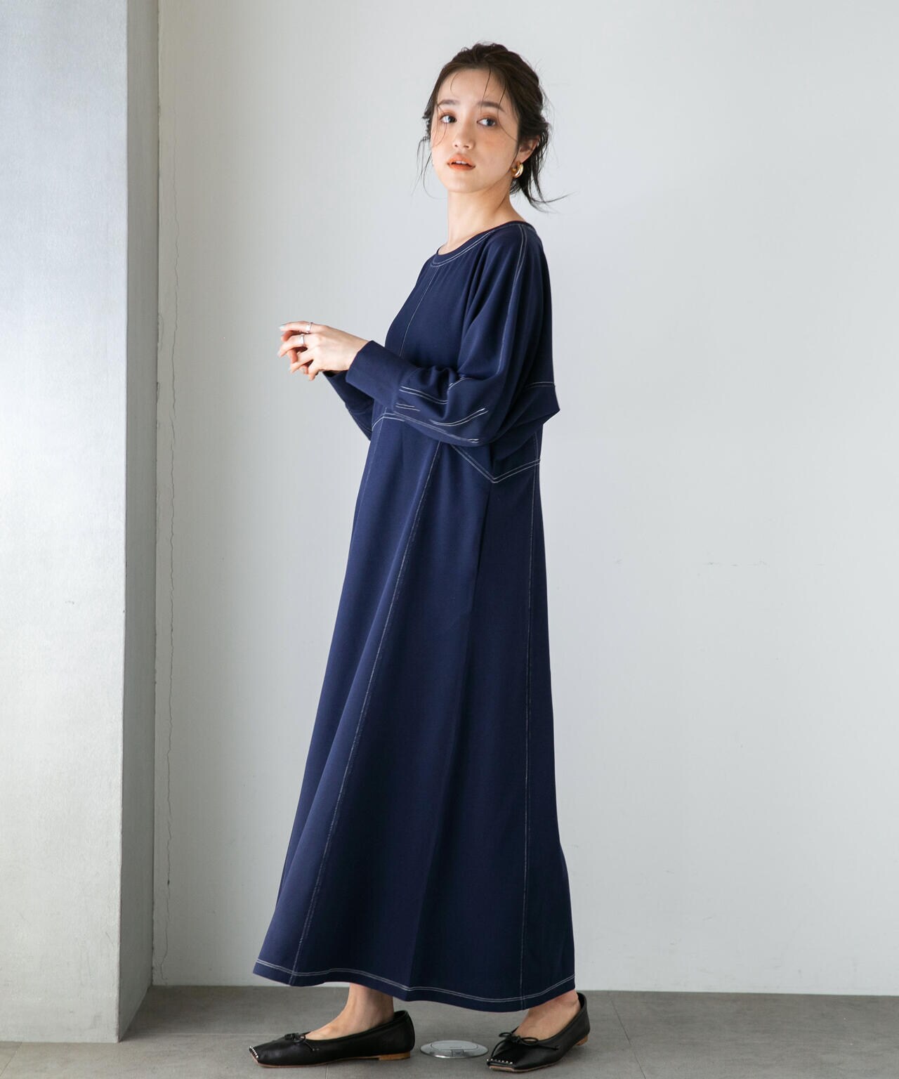 LB.04/WEB限定 配色ステッチ袖ボリュームワンピース【低身長サイズ有】 6733119318