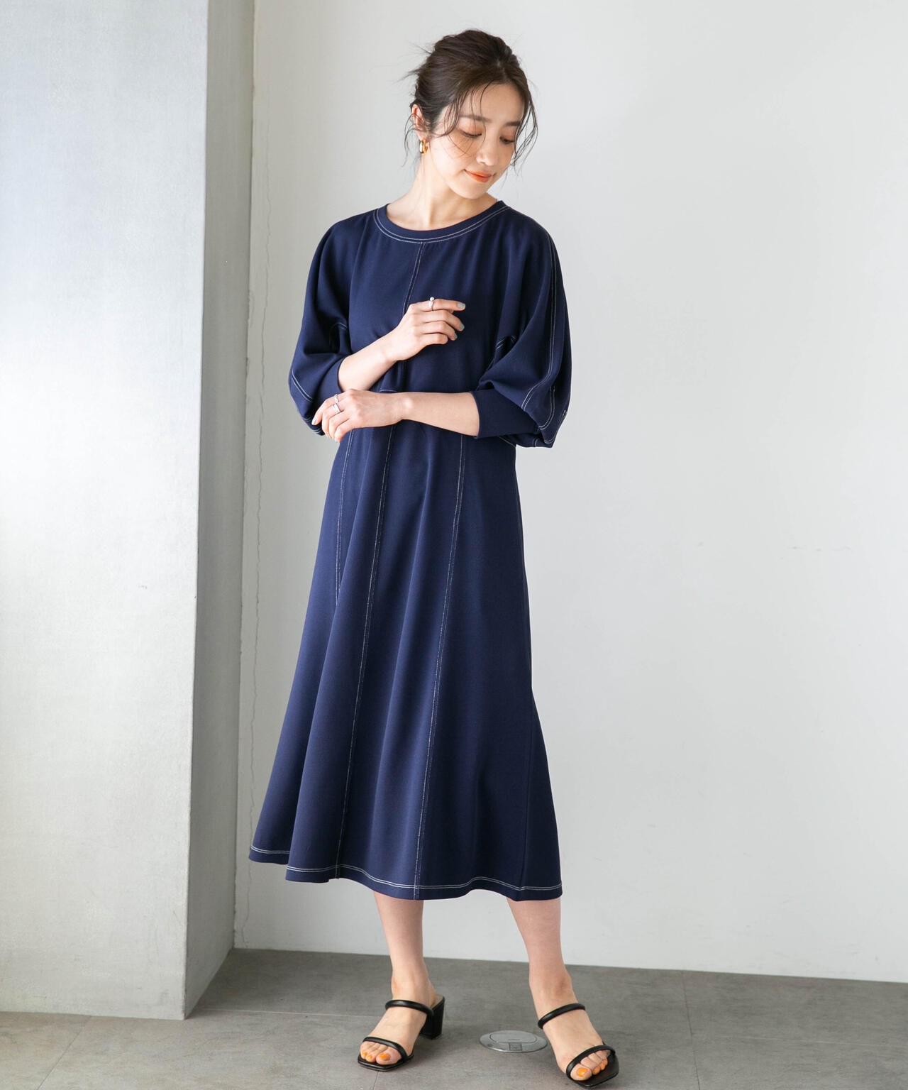 LB.04/WEB限定 配色ステッチ袖ボリュームワンピース【低身長サイズ有】 6733119318