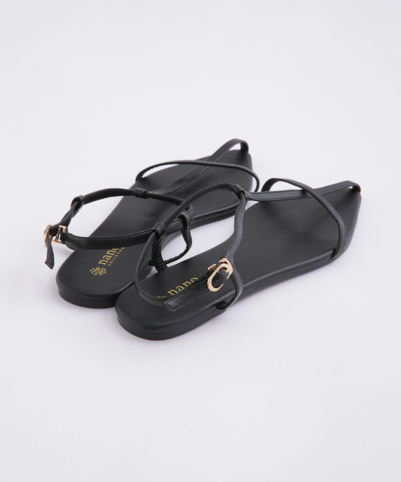 LB.04/Tストラップフラットサンダル 6733135310