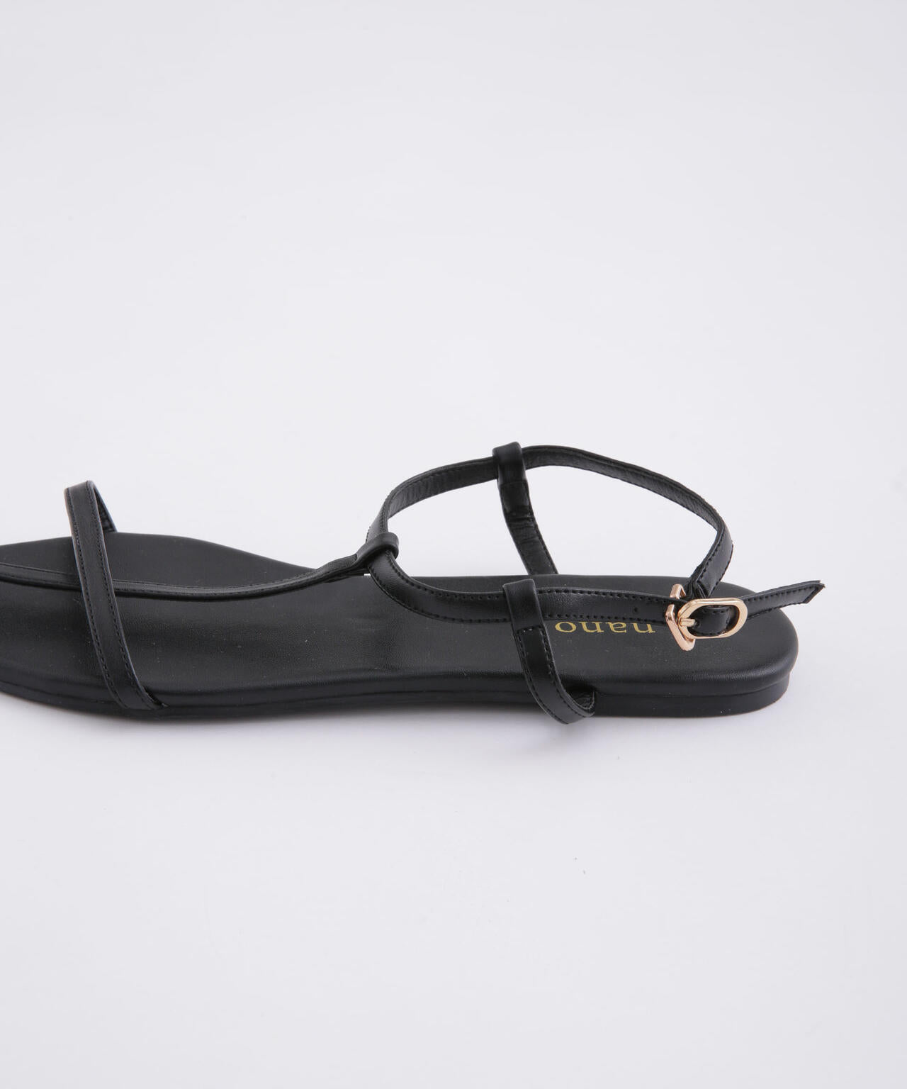 LB.04/Tストラップフラットサンダル 6733135310