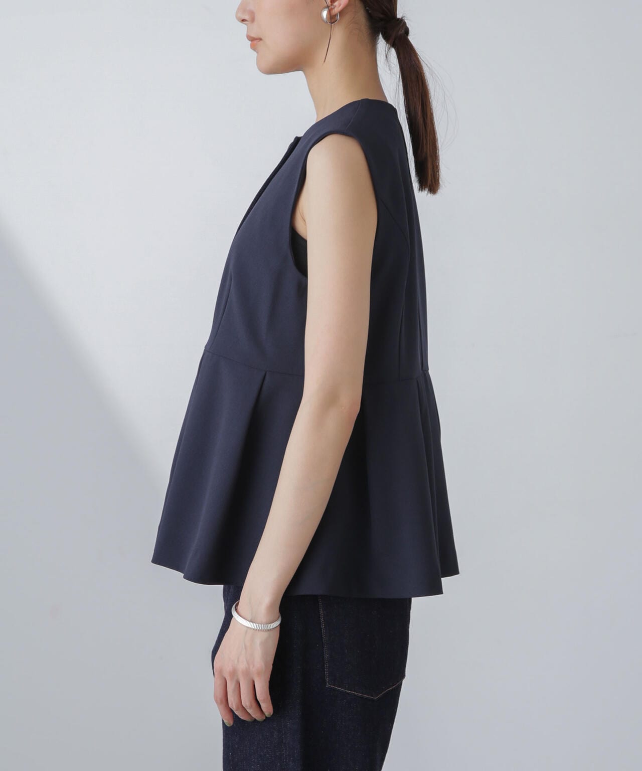 多機能素材ペプラムジレ(セットアップ可） 6734116306