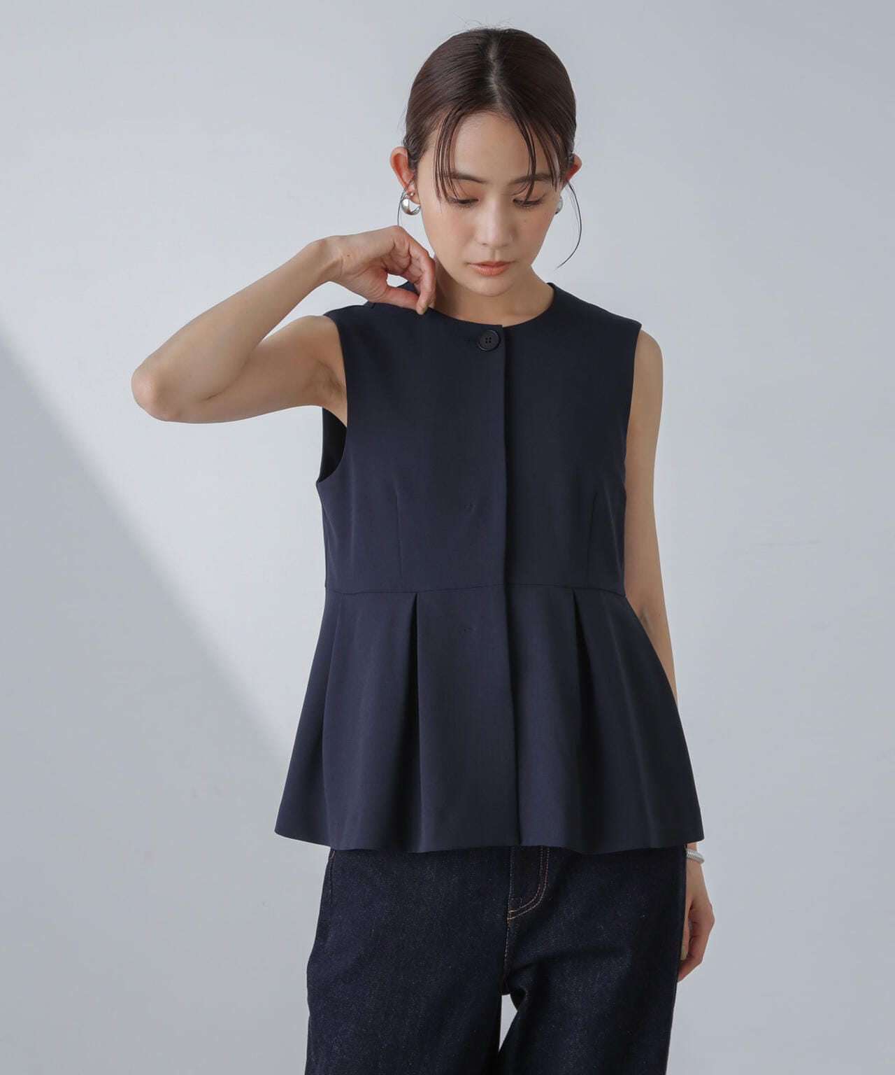 多機能素材ペプラムジレ(セットアップ可） 6734116306