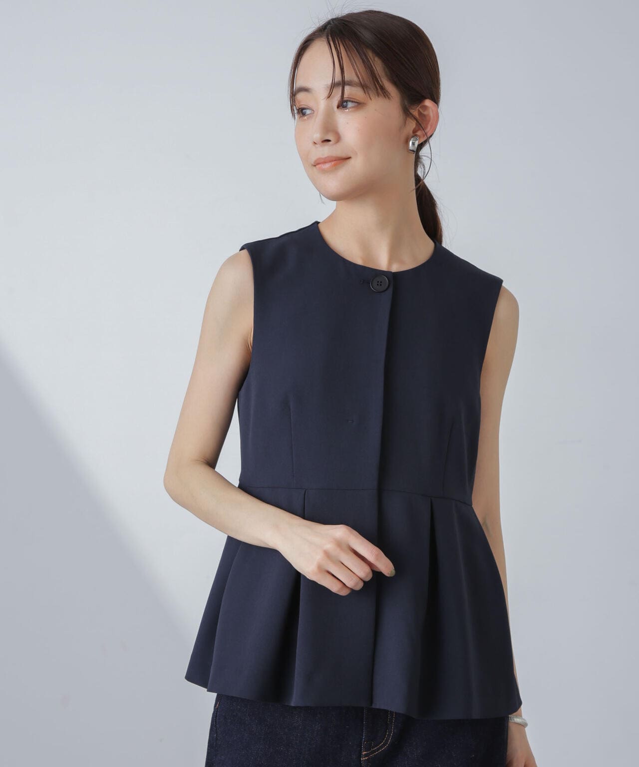 多機能素材ペプラムジレ(セットアップ可） 6734116306