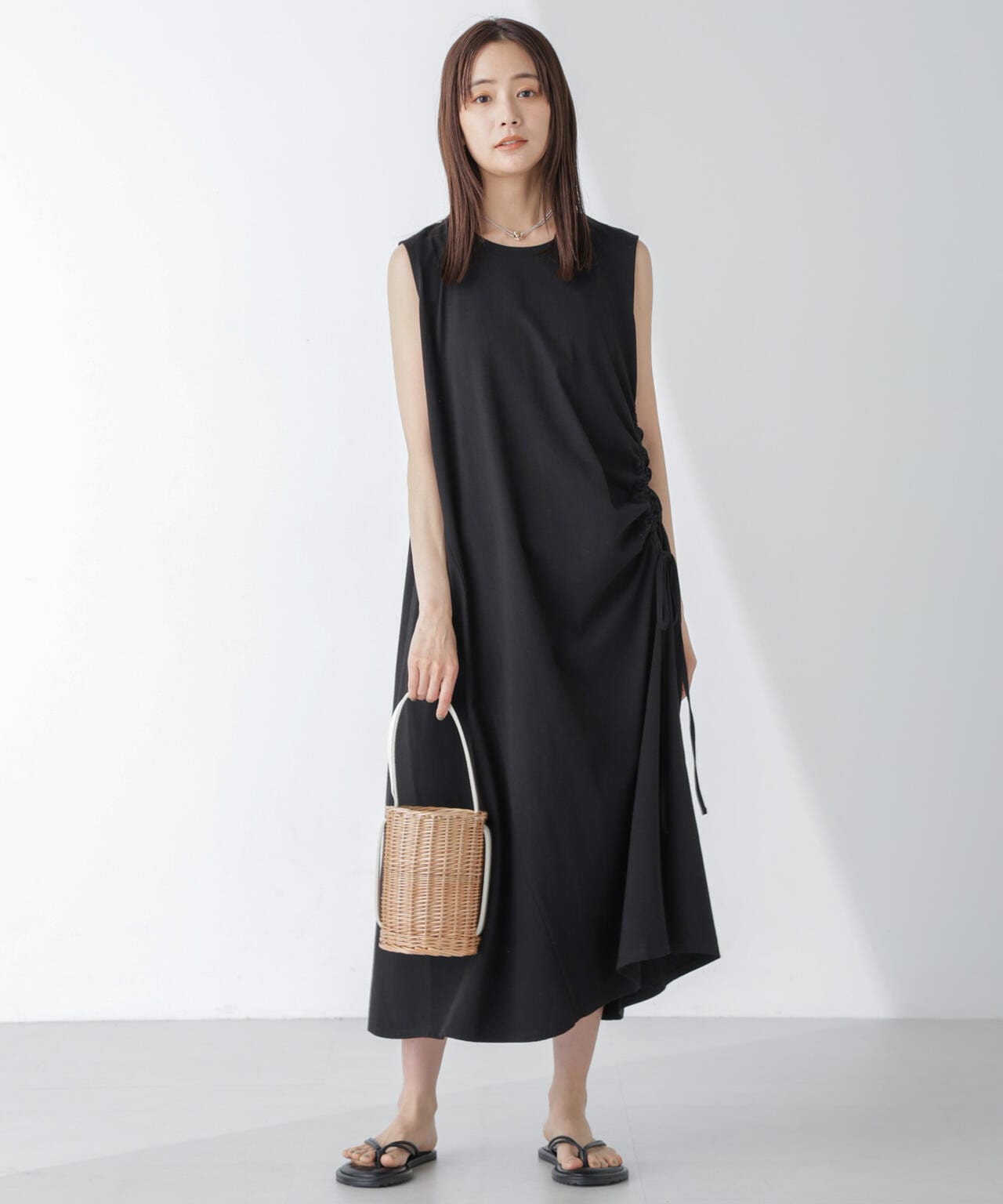 ❁ EMPORIO ARMANI フリルデザイン　 ノースリーブワンピース 手洗い可】センターフリルノースリーブワンピース – 銀座マギー