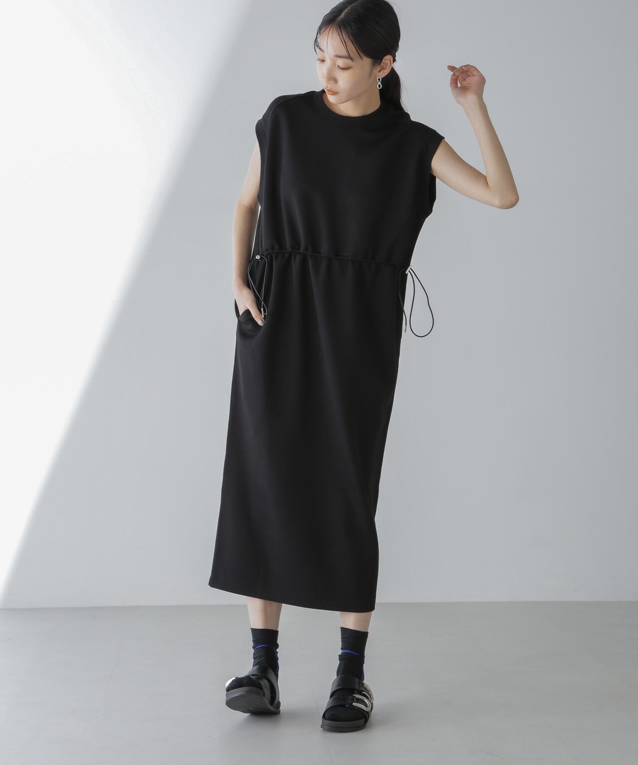 フロント ドロスト フレンチスリーブ ワンピース