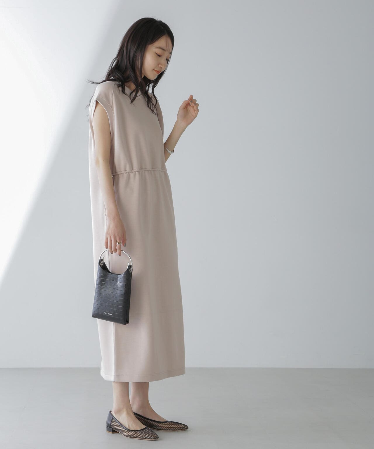 【新品未使用】UA COMFY ドロスト フレンチスリーブワンピース COMFY ドロスト フレンチスリーブ ワンピース