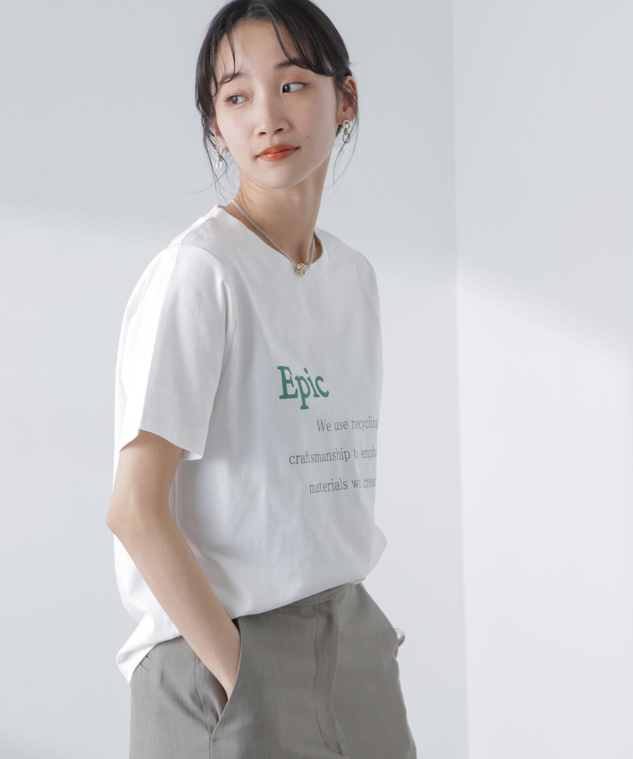 ロゴプリントTシャツ 6734124309