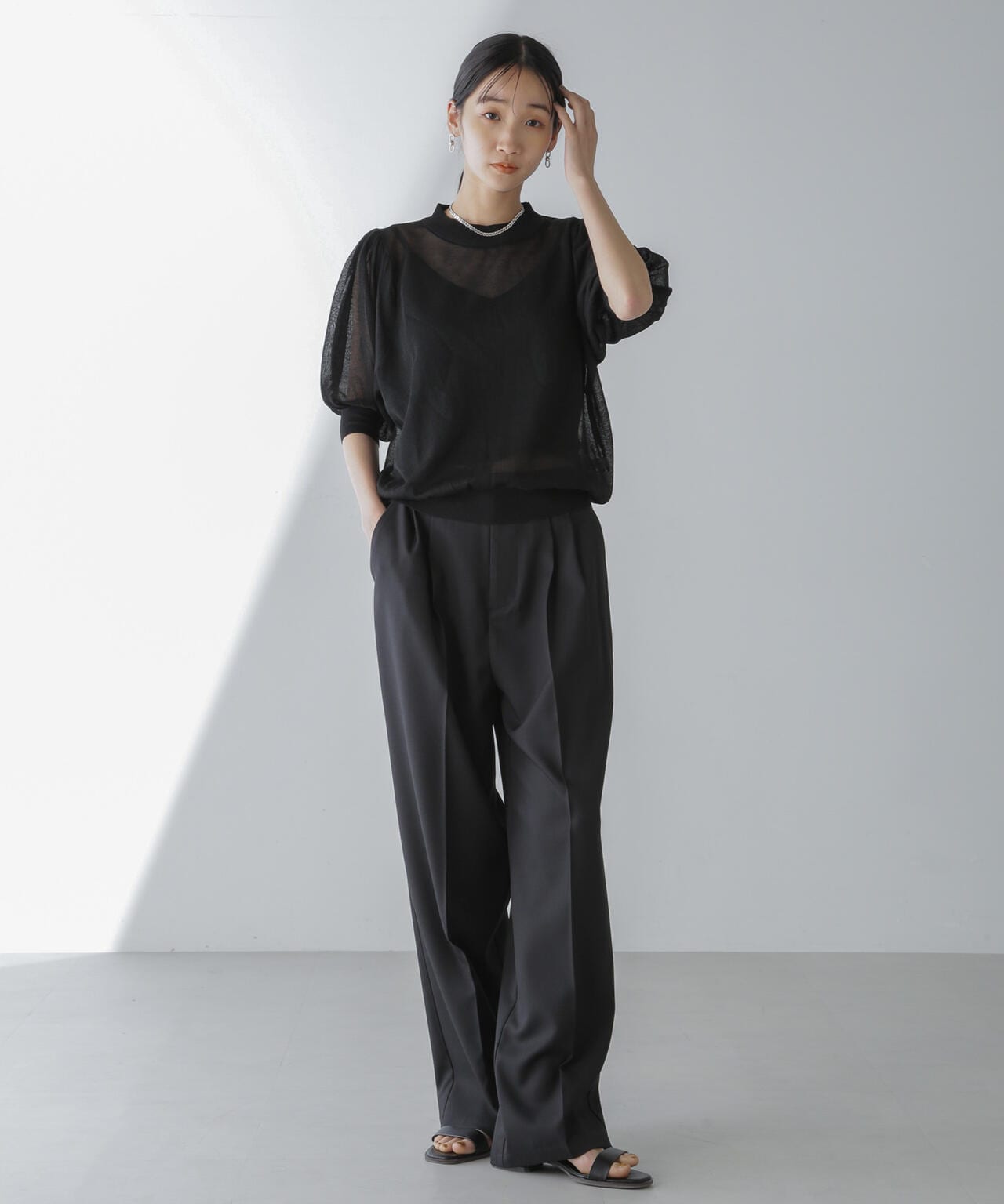 センタープレス タック ワイド ストレート パンツ