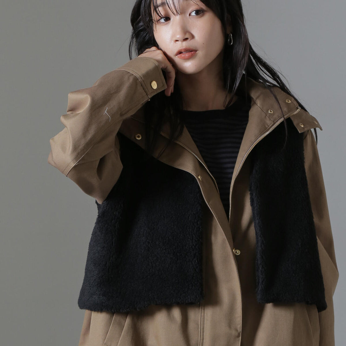 ライト ボア クロップド ジレ