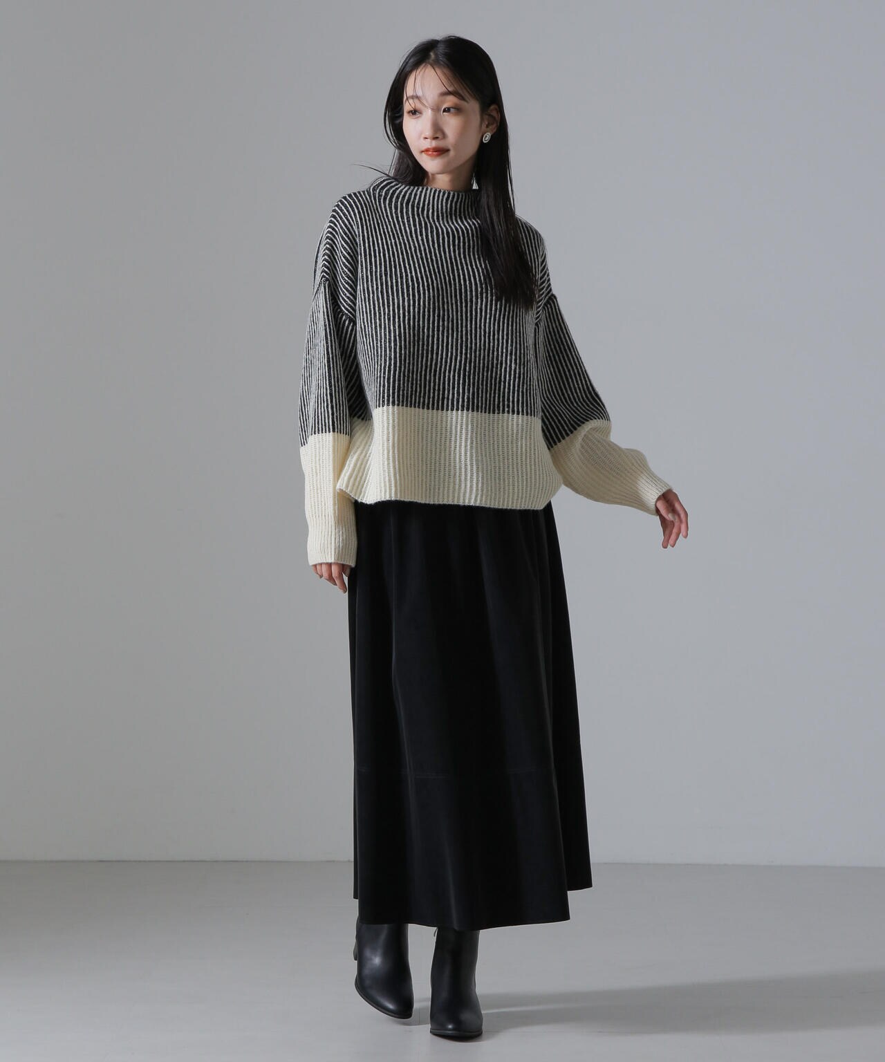 シャドー ストライプ ニット プルオーバー