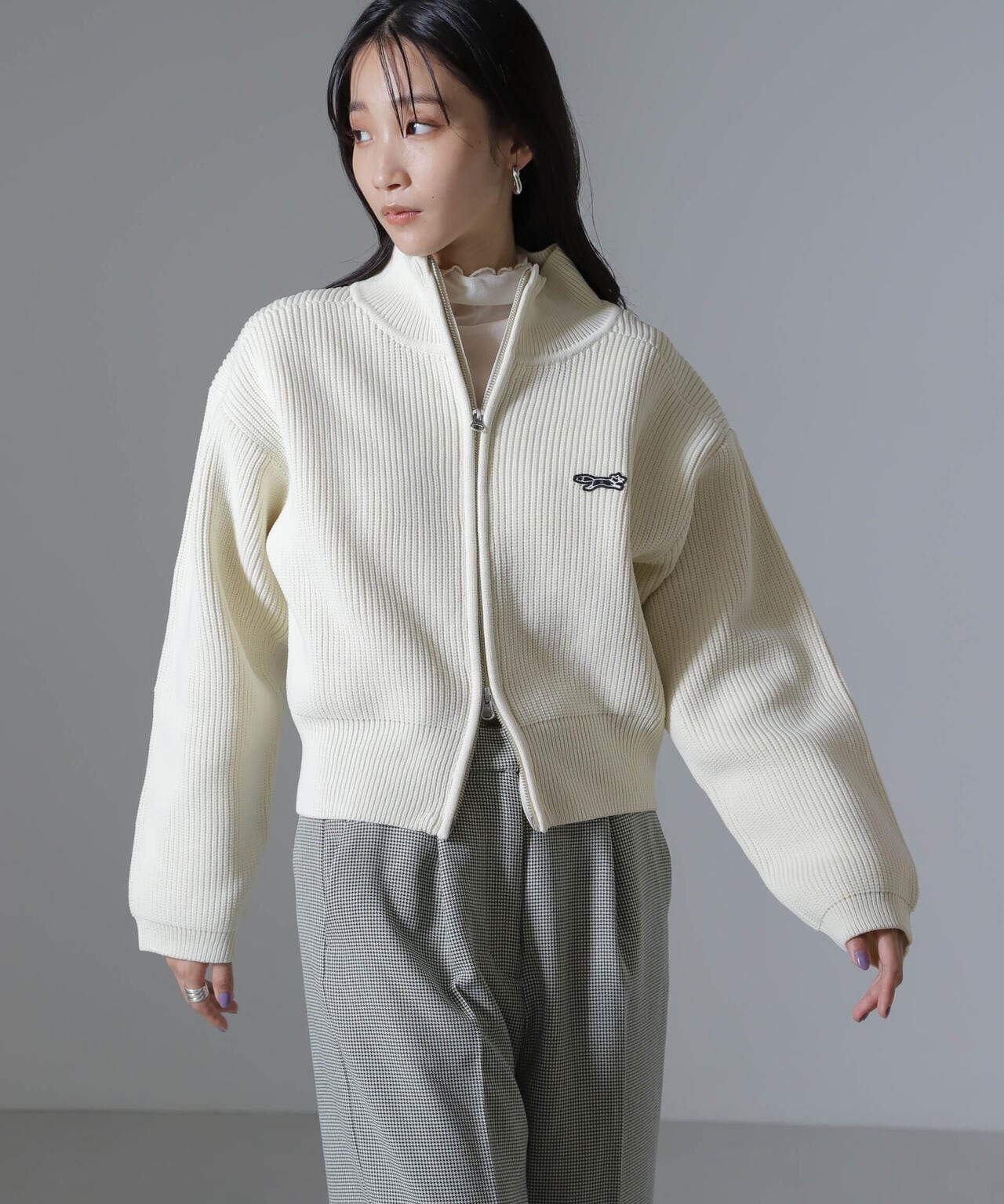 FOXEY  絹　ベージュ　ビーズ　ノースリーブ トップス KOBE LETTUCE ニットビスチェ ノースリーブ トップス ダブル