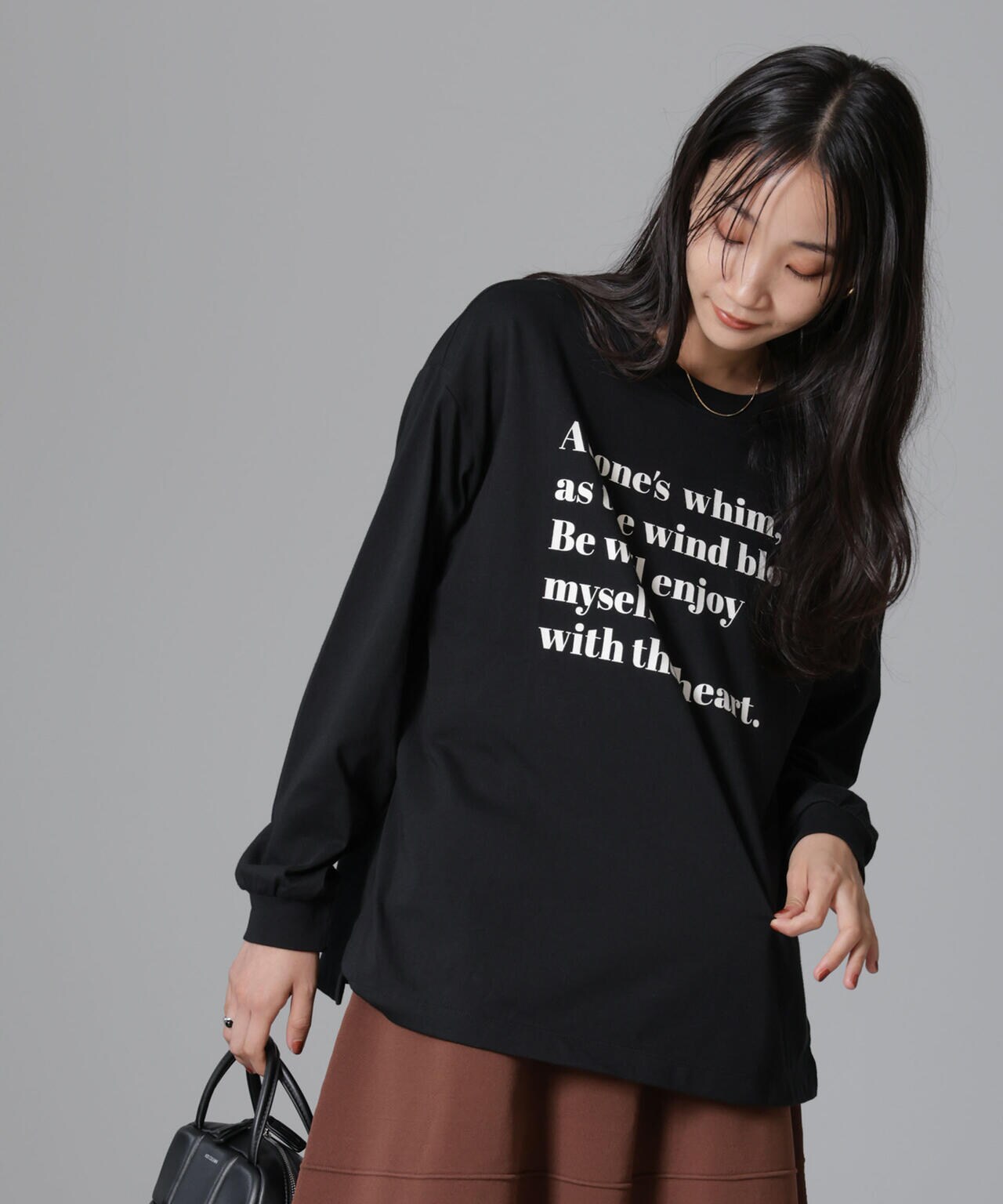 ロゴロングスリーブＴシャツ 6734223316