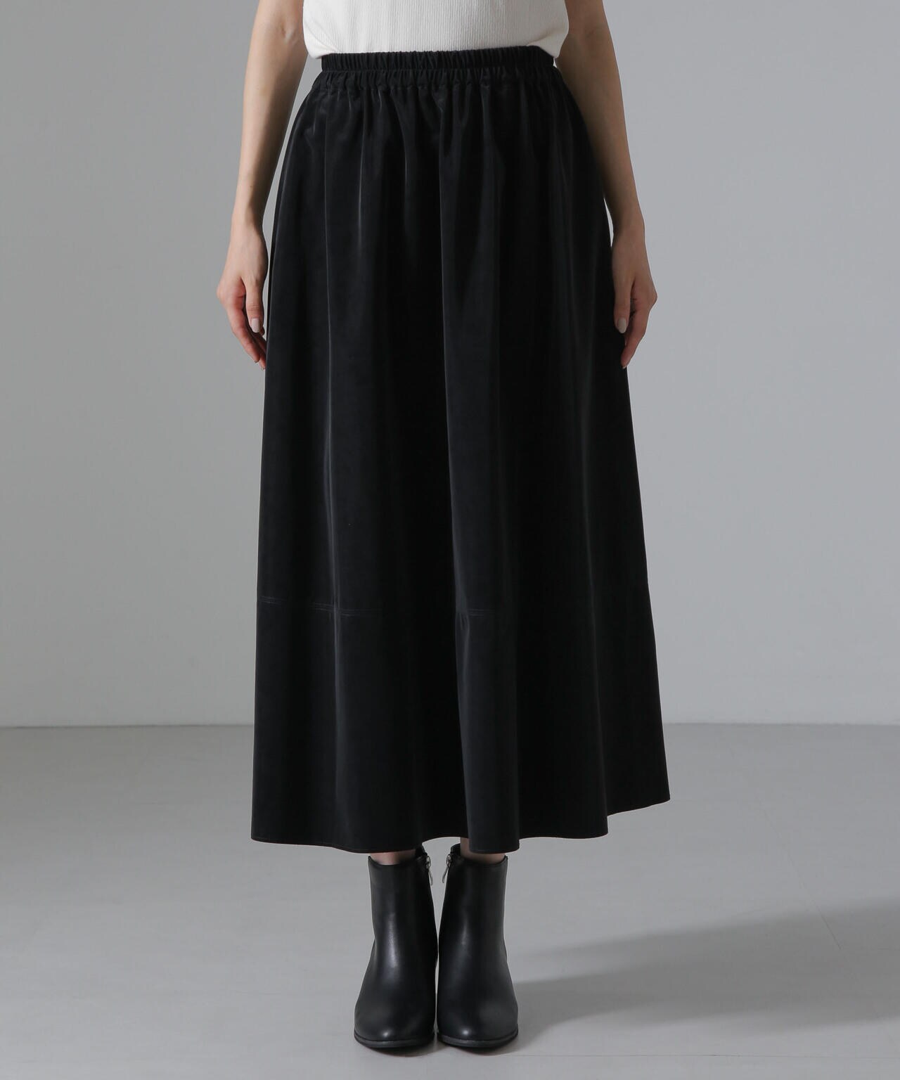 ピーチフェイクレザーボリュームスカート(セットアップ可) 6734230310