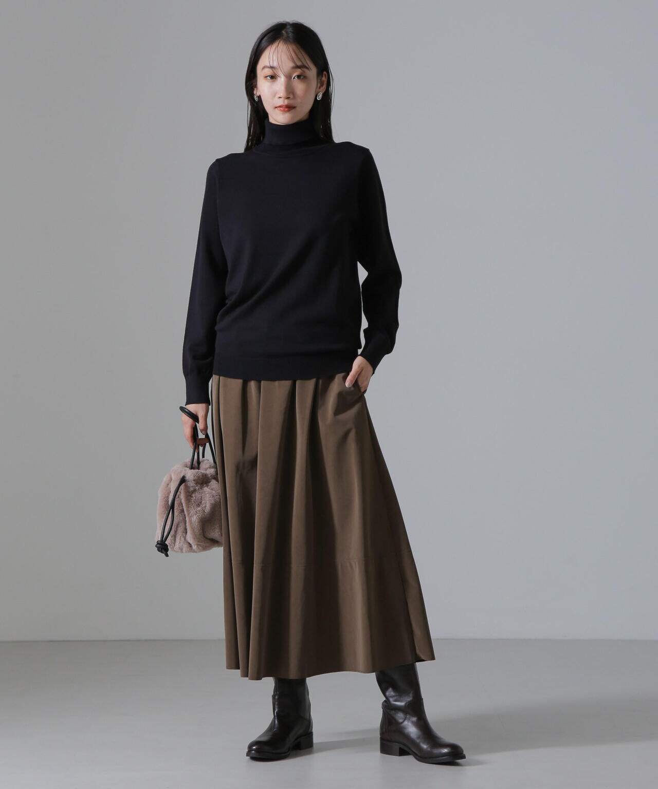 ピーチフェイクレザーボリュームスカート(セットアップ可) 6734230310