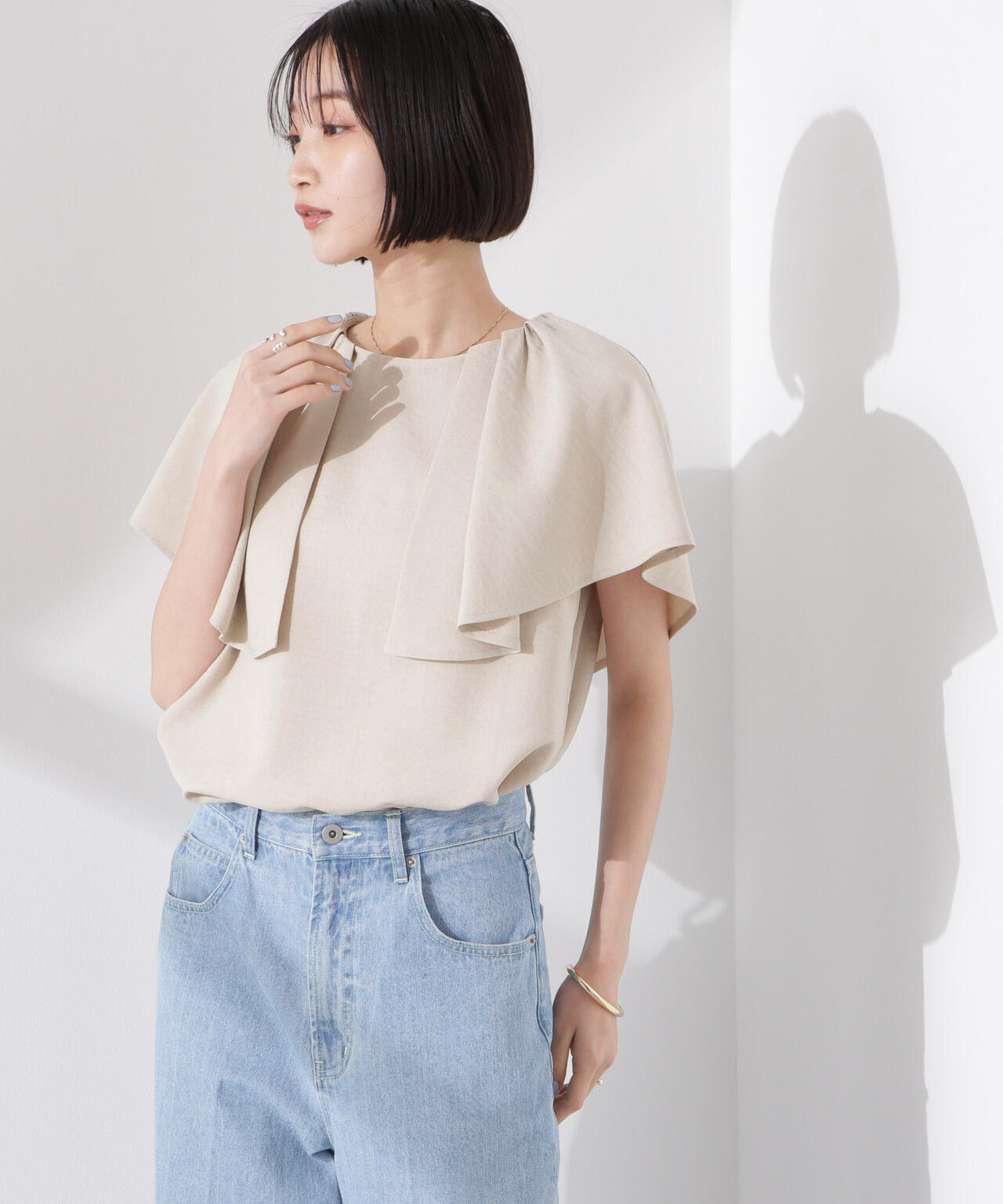 フレアスリーブ デザイン ブラウス