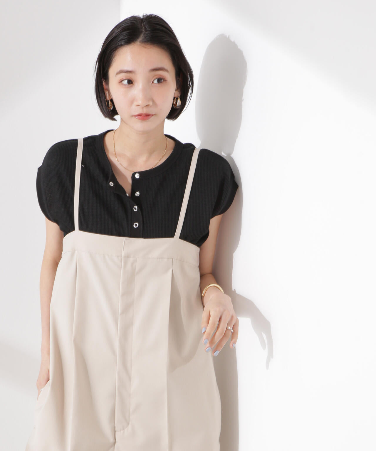 Y'sレディース襟付きバックプリントノースリーブ forksy.】シアー襟付きクレープ2WAYノースリーブブラウス forksy