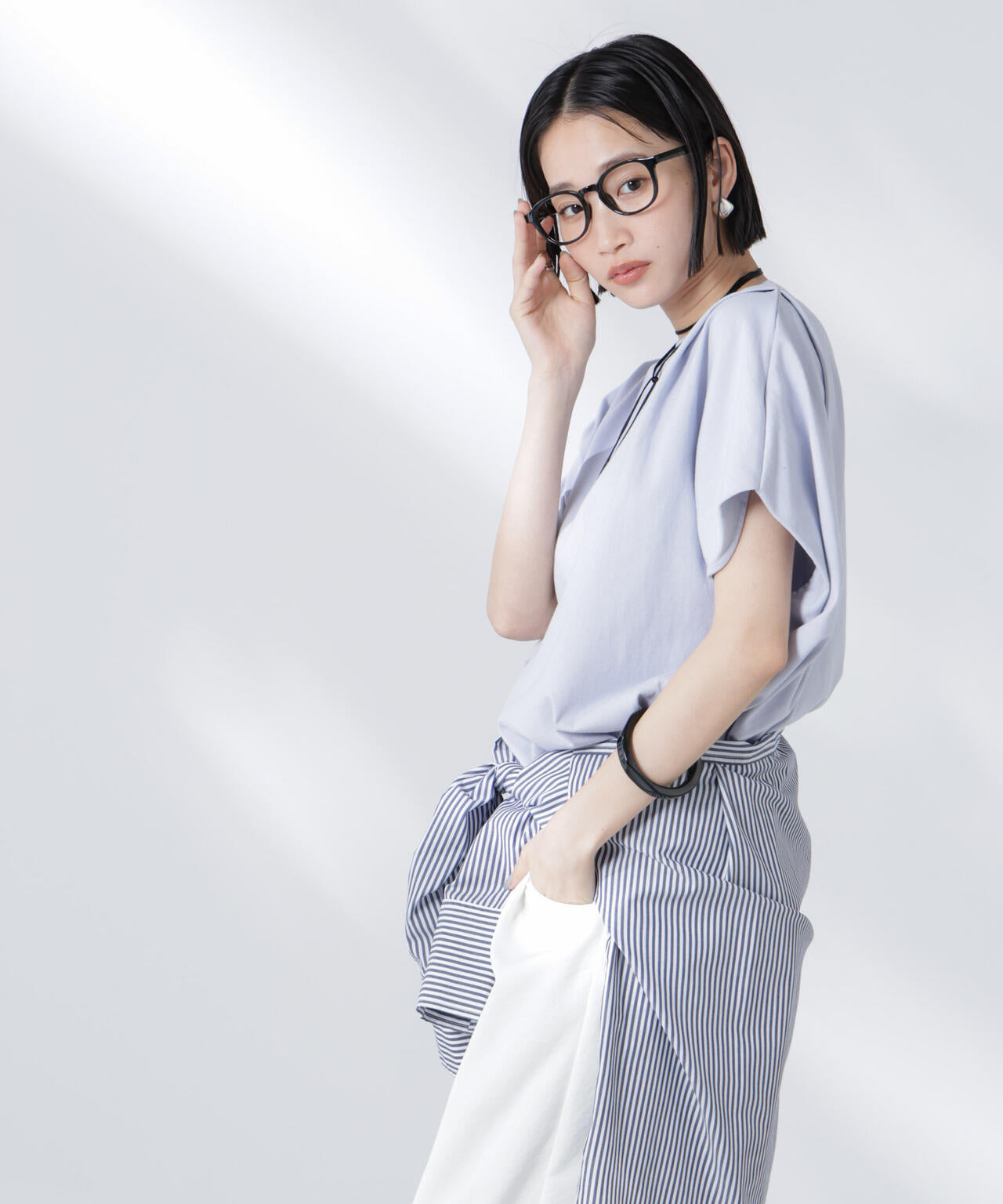 変形スリーブ カット トップス