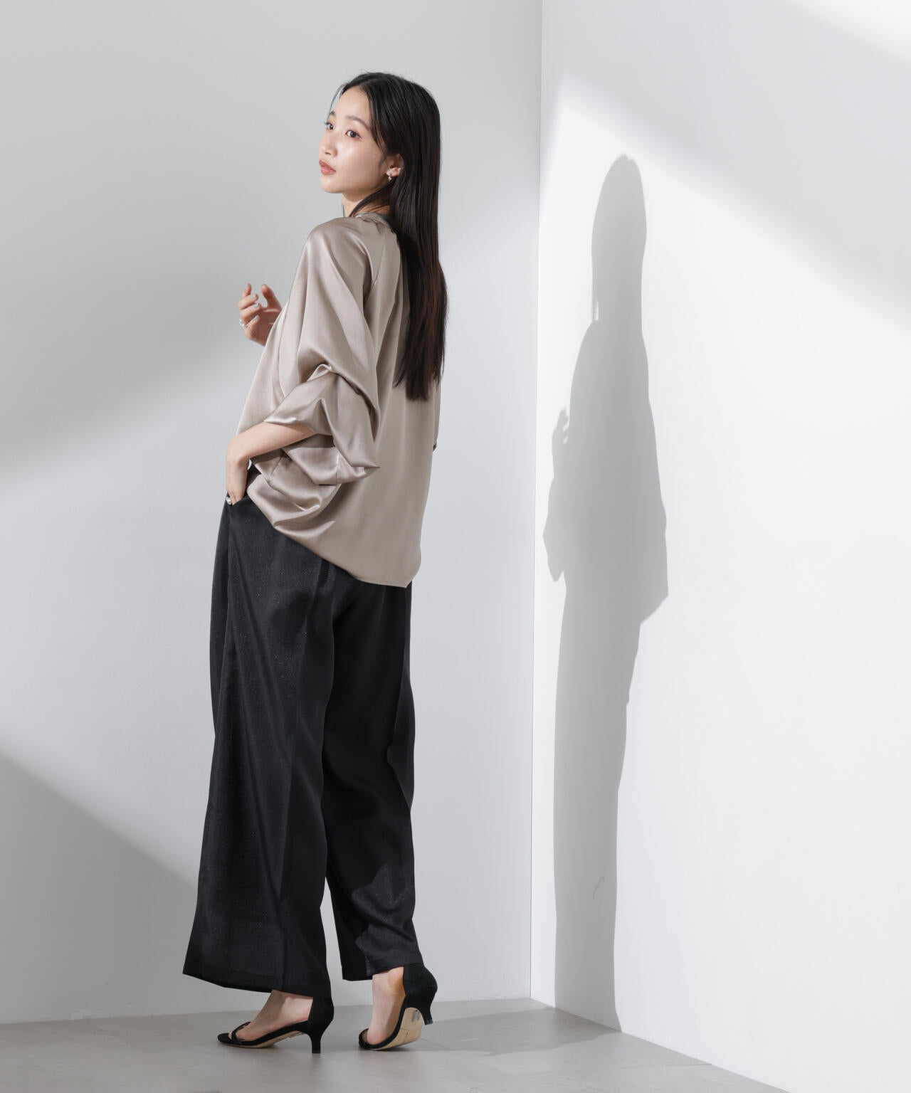 シアーヘムタックワイドパンツ 6735127312