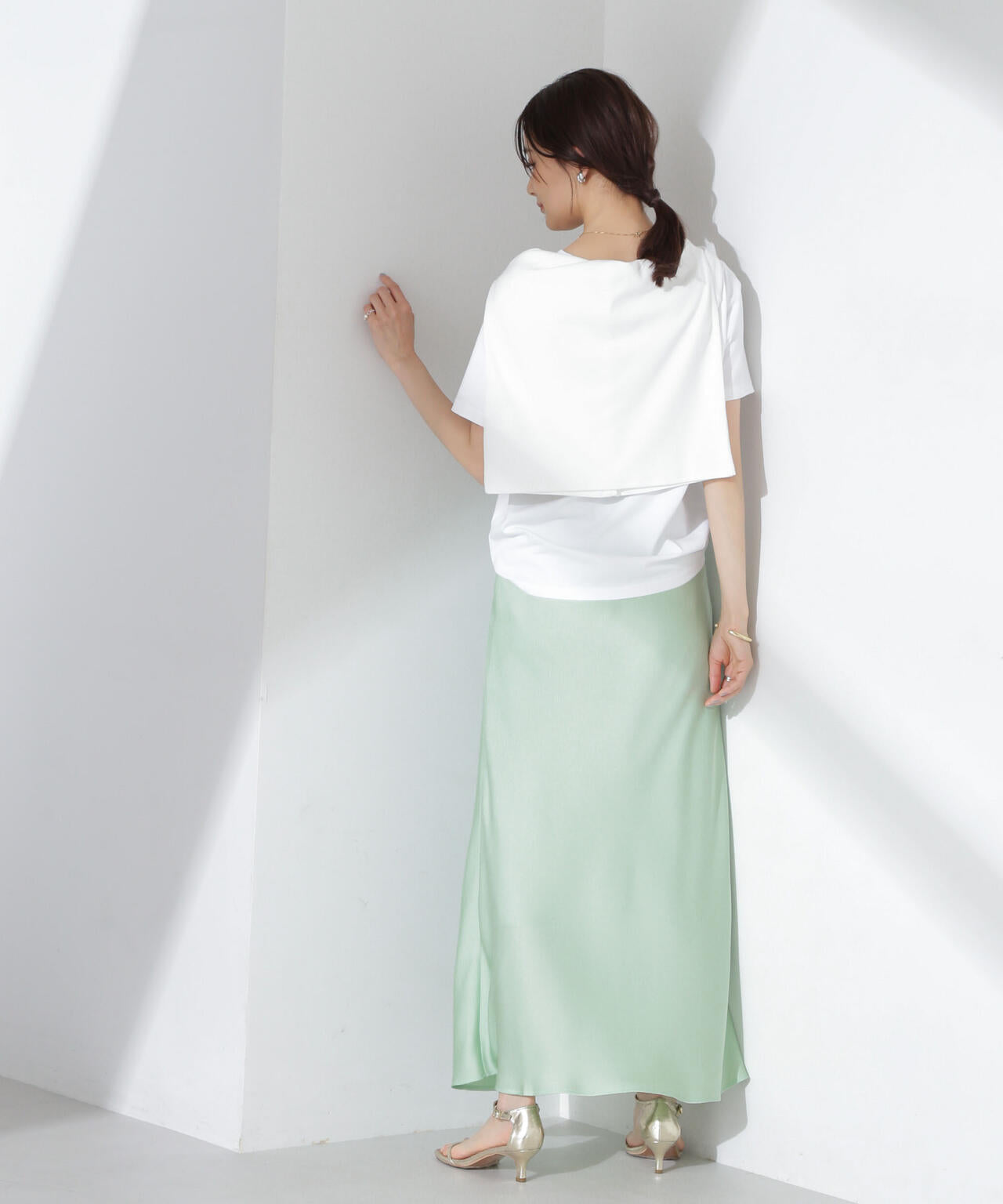 サテンフレアスカート 6735130313