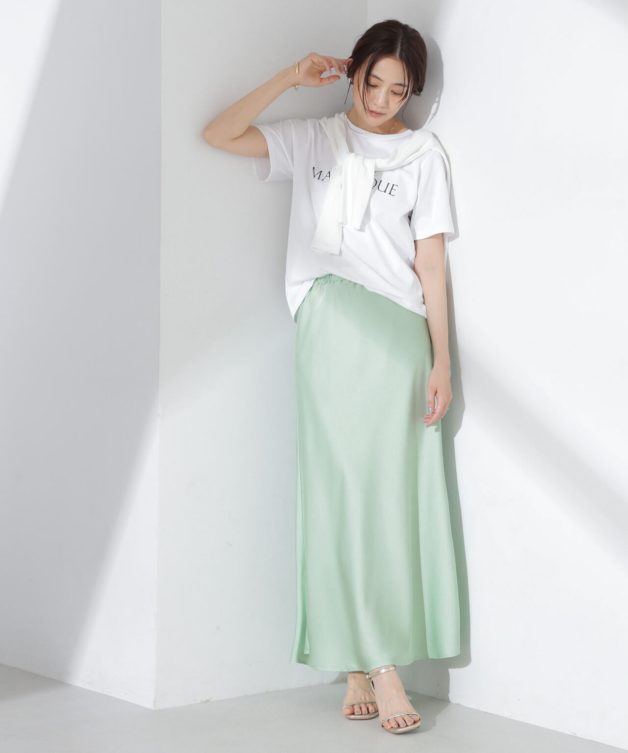 サテンフレアスカート 6735130313