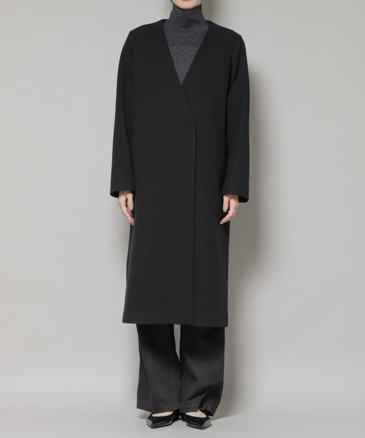 Vネック ノーカラー コート