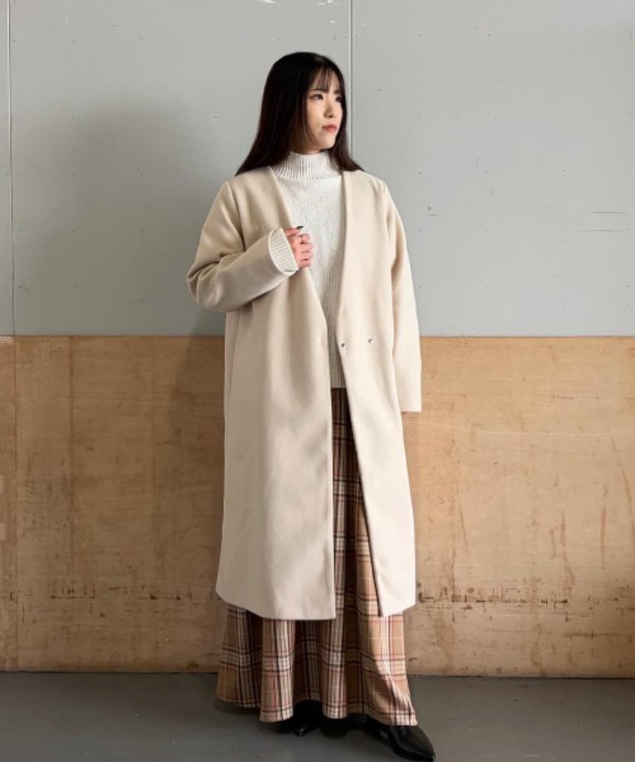 Vネックノーカラーコート 6735211302