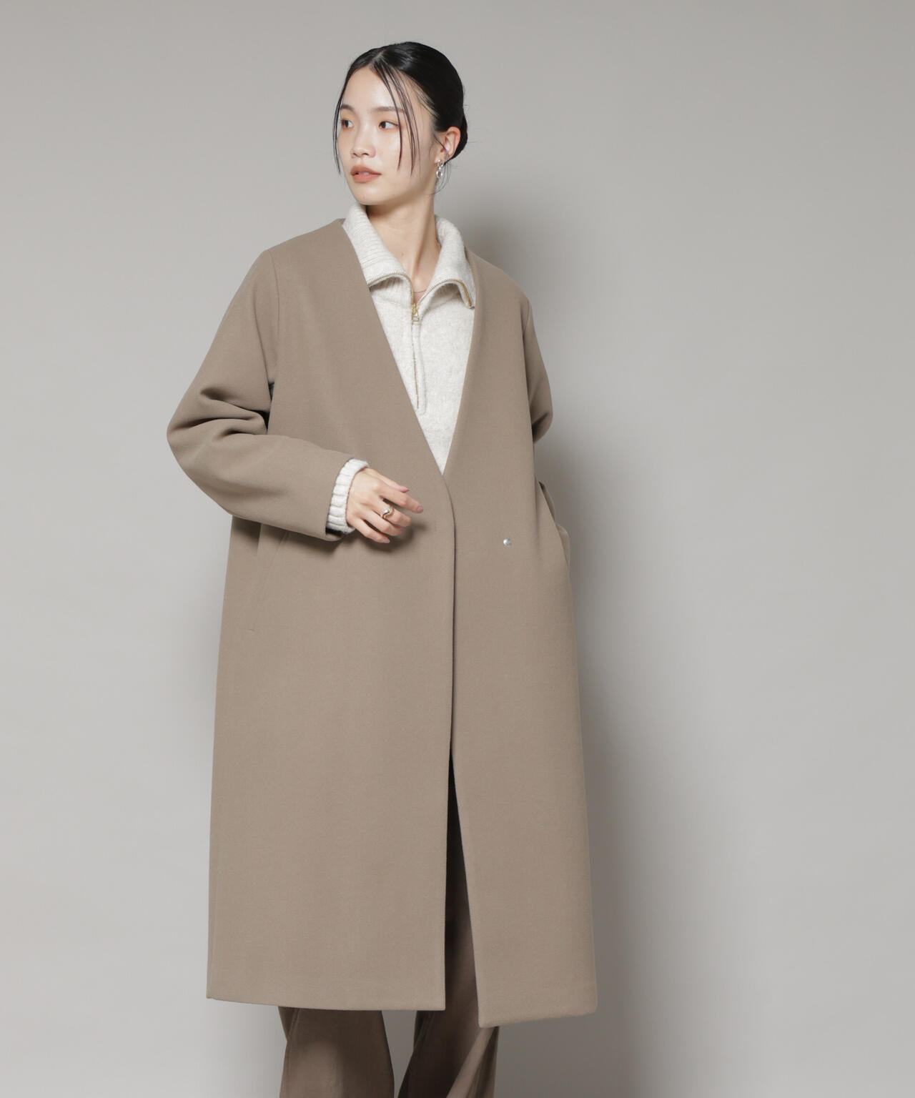 Vネック ノーカラー コート