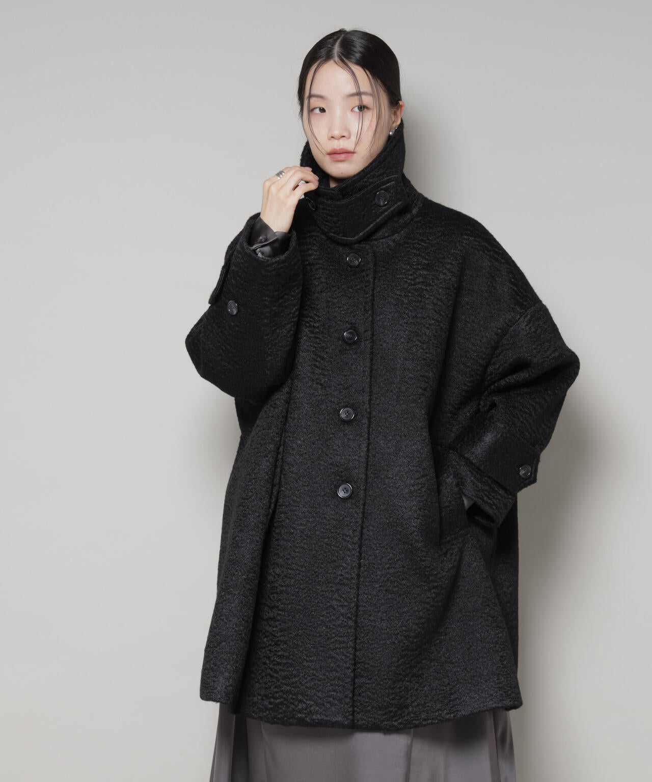 ブークレ スタンドカラー ミドルコート