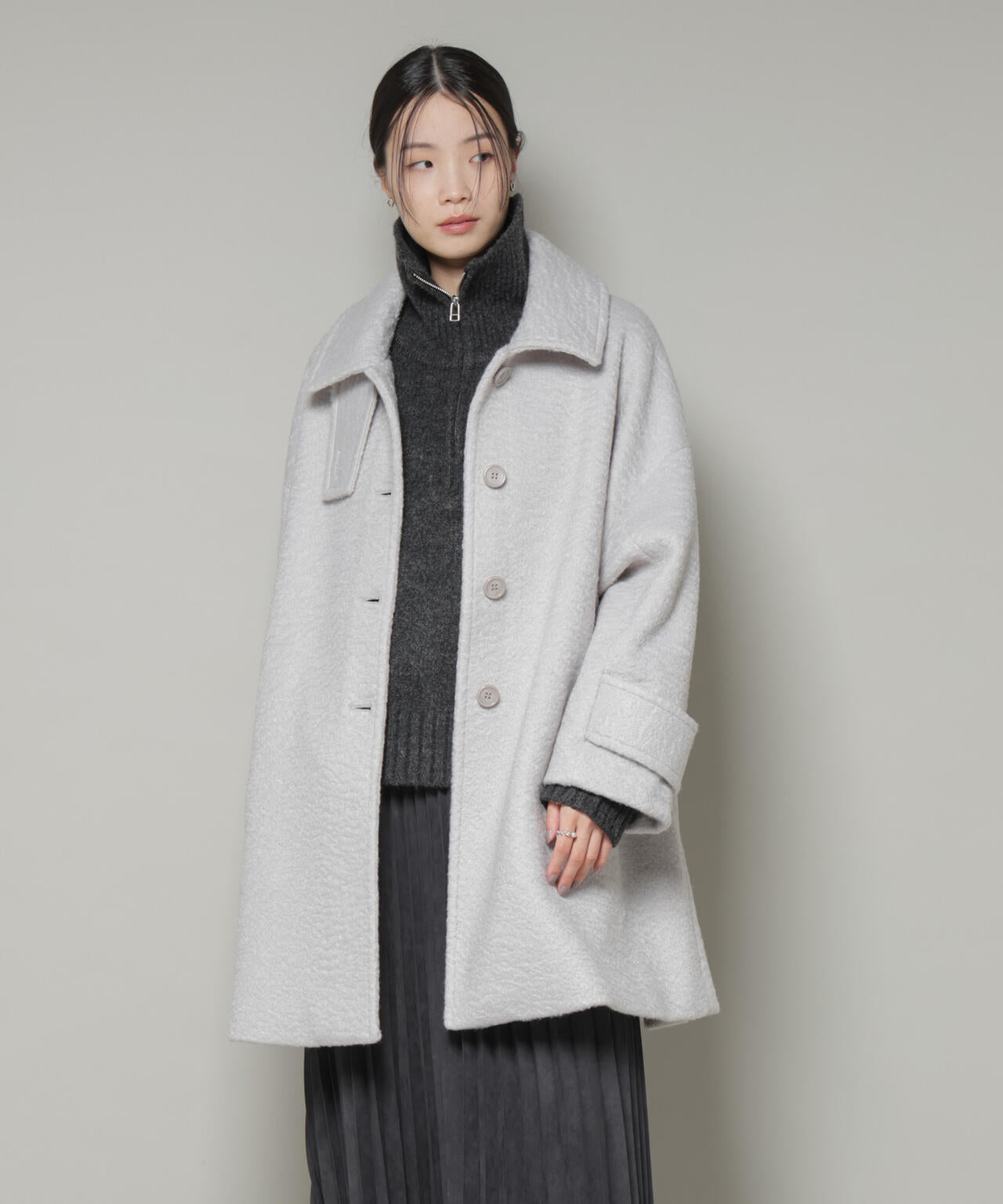 ブークレ スタンドカラー ミドルコート