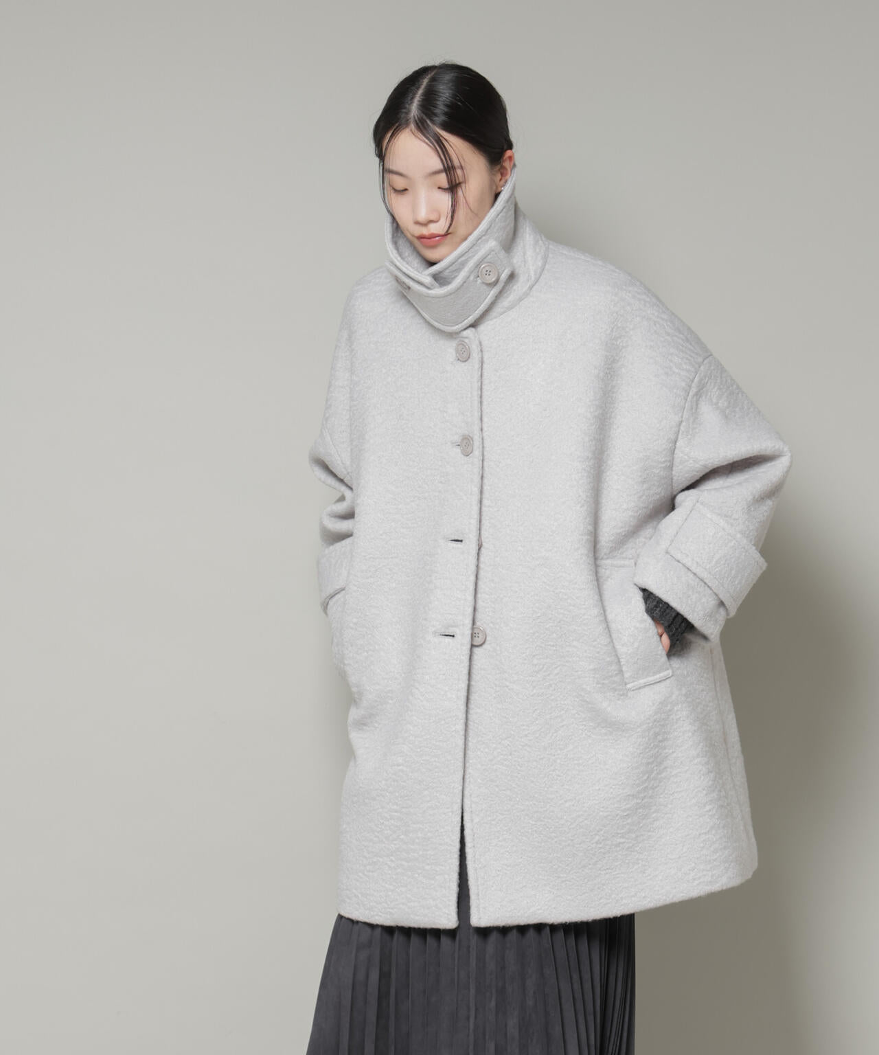 nano universeライトグレー ミドルコート ブークレ スタンドカラー ミドルコート