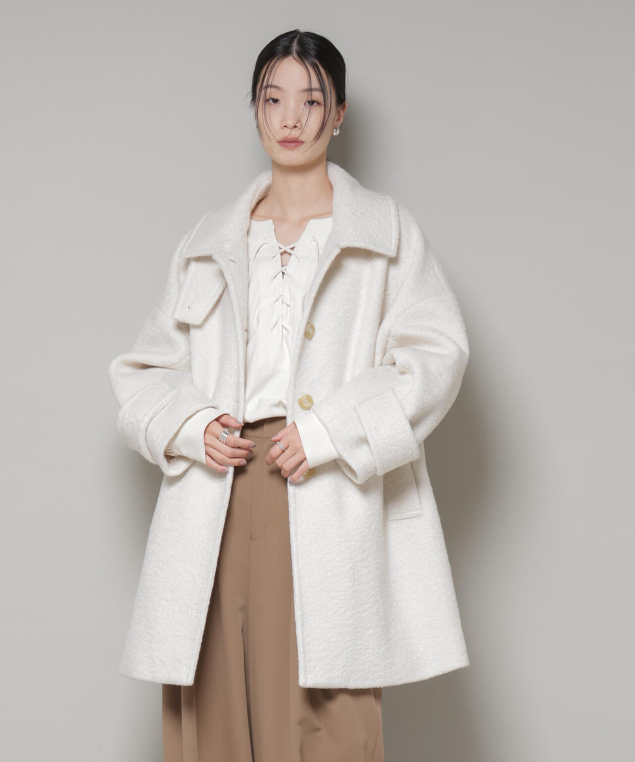 ブークレ スタンドカラー ミドルコート