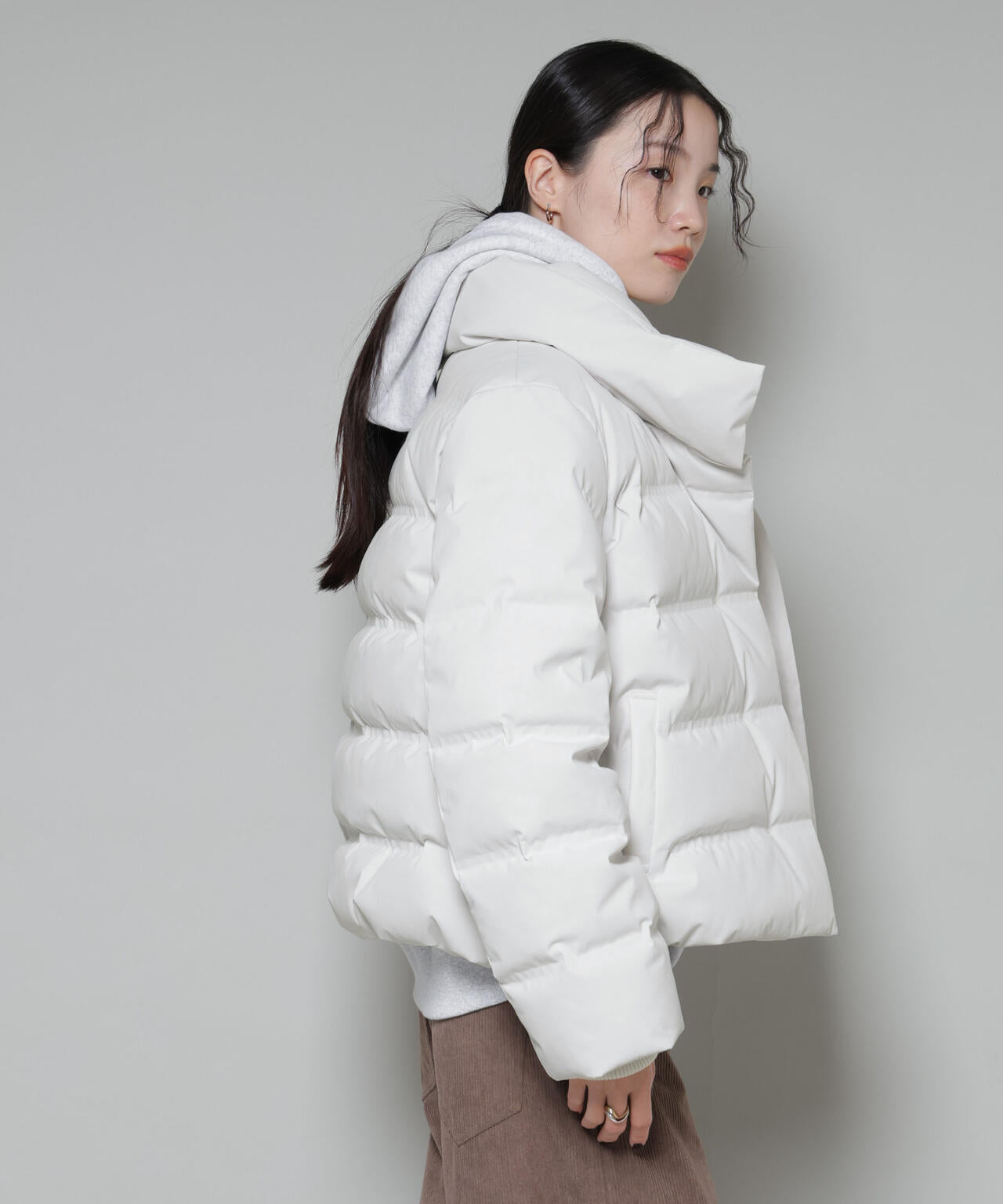 ボリュームネック ダウンショートコート