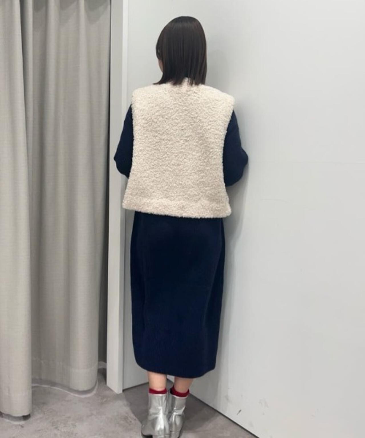 釦ディティールニットワンピース 6735219300